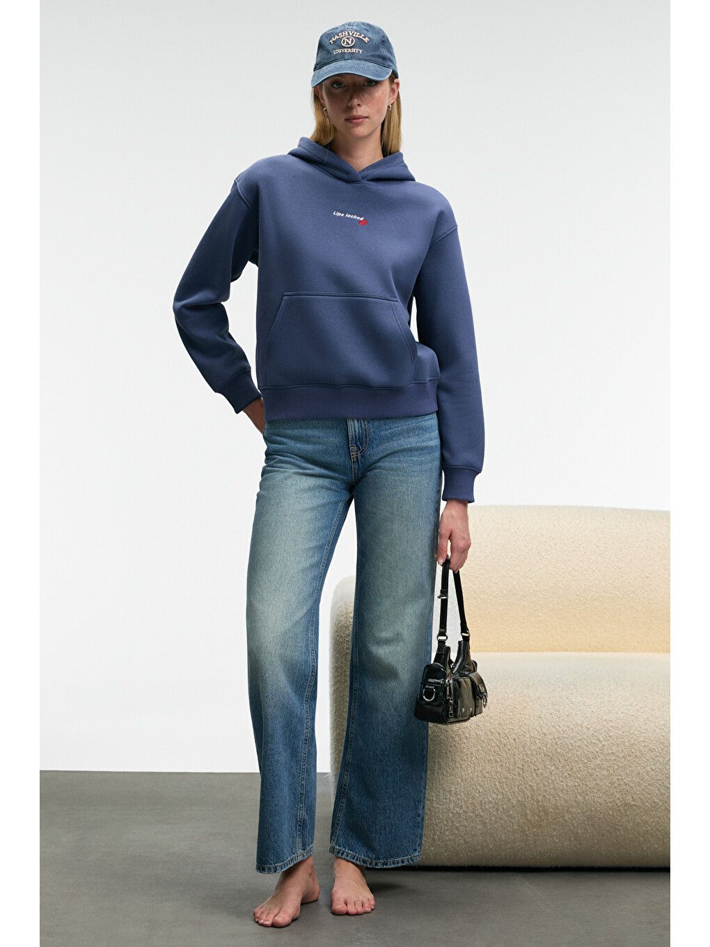 Melurea Kadın Nakışlı Kapüşonlu Comfort Fit Koyu Mavi Sweatshirt-1