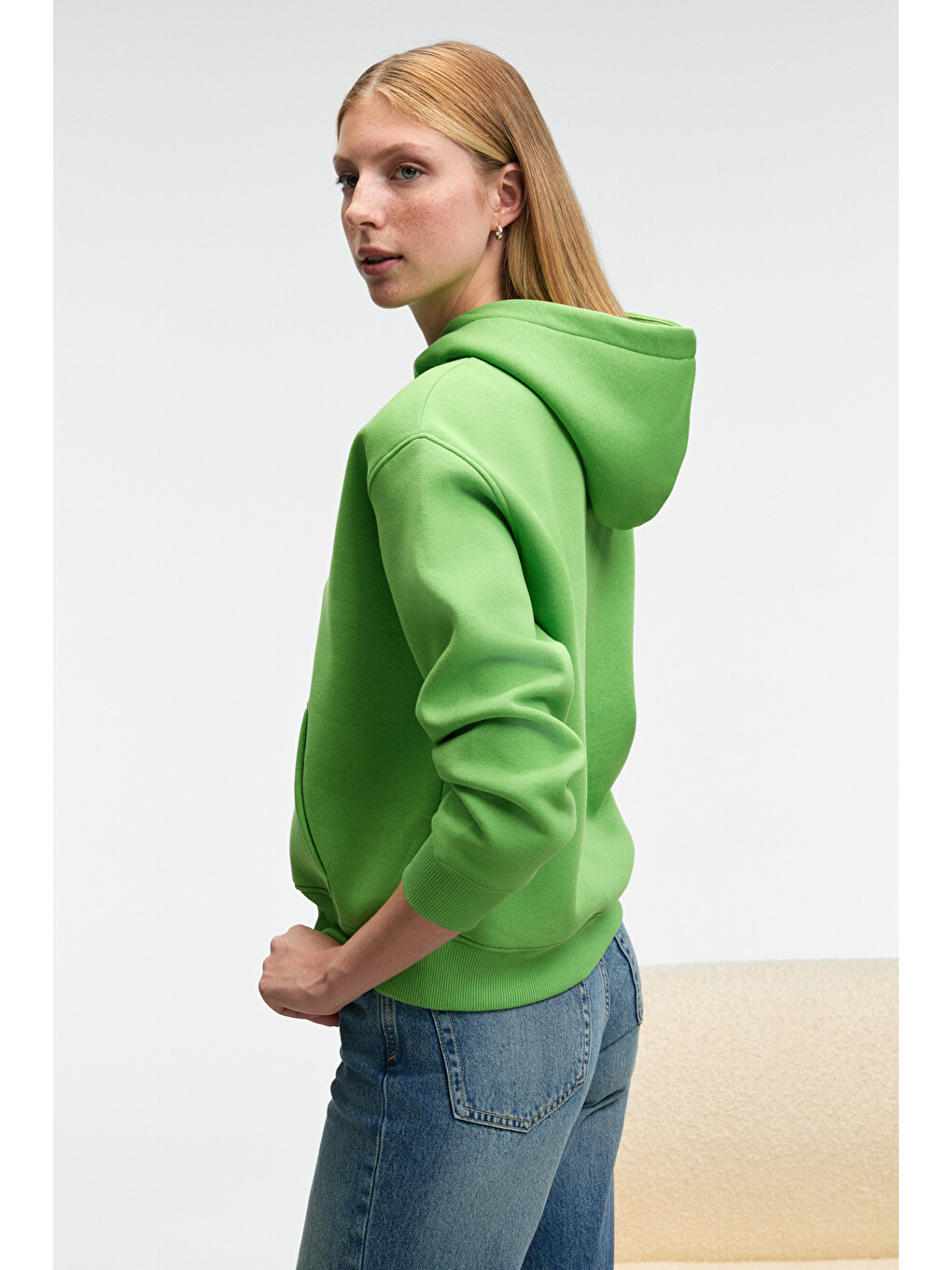 Melurea Kadın Nakışlı Kapüşonlu Comfort Fit Fıstık Yeşili Sweatshirt-4