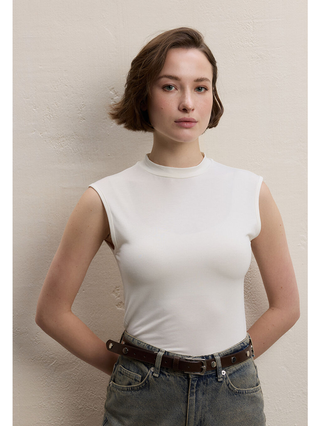 Ekru SIFIR KOL BAMBU BODY EKRU