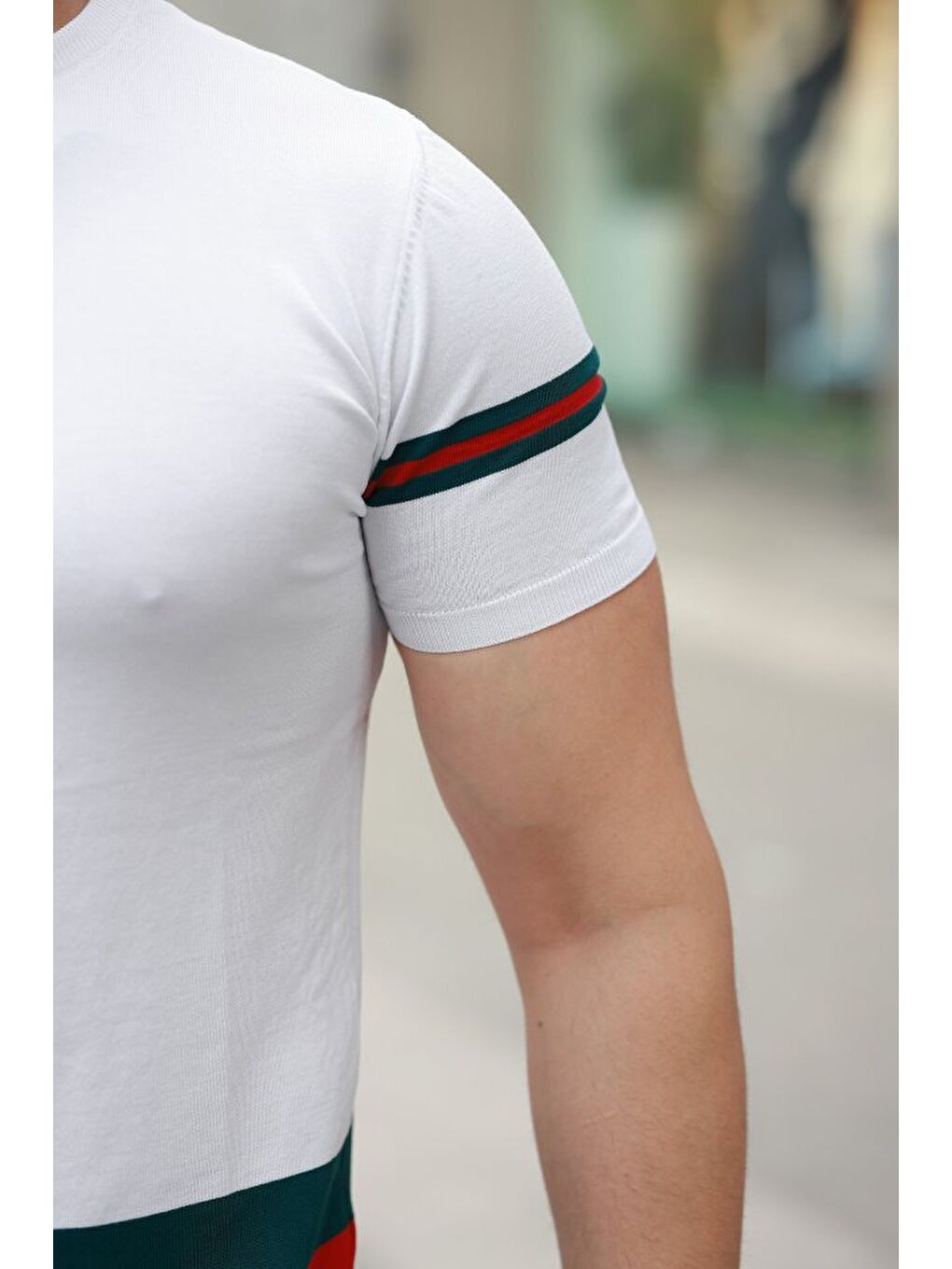 Beyaz Erkek Bisiklet Yaka Bel Ve Kol şerit Desenli Kısa Kollu Tişört-2