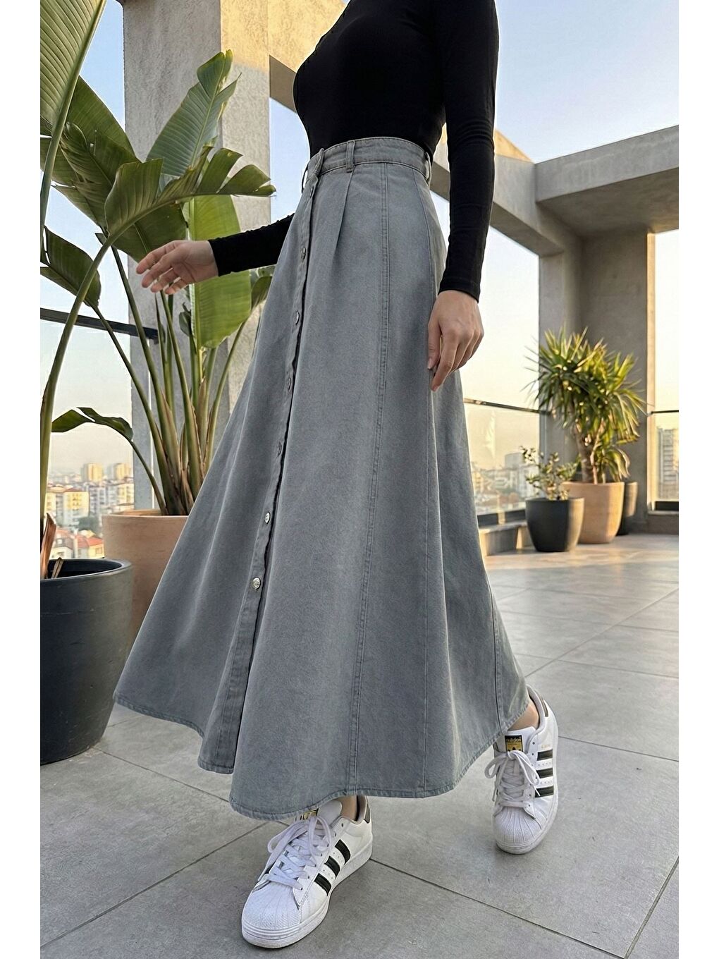 Mavi Tesettür Boydan Düğmeli Pileli Jean Jean Etek