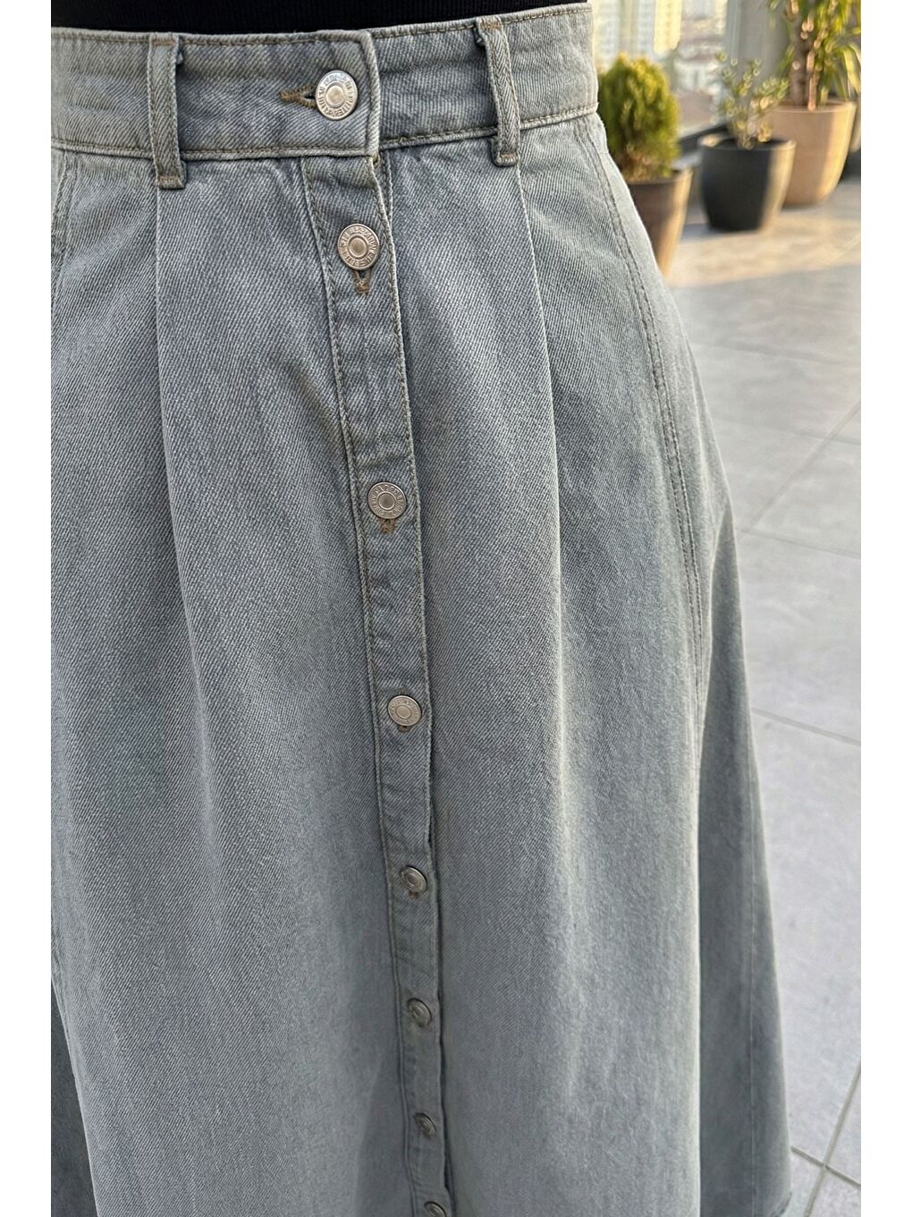 Mavi Tesettür Boydan Düğmeli Pileli Jean Jean Etek-4