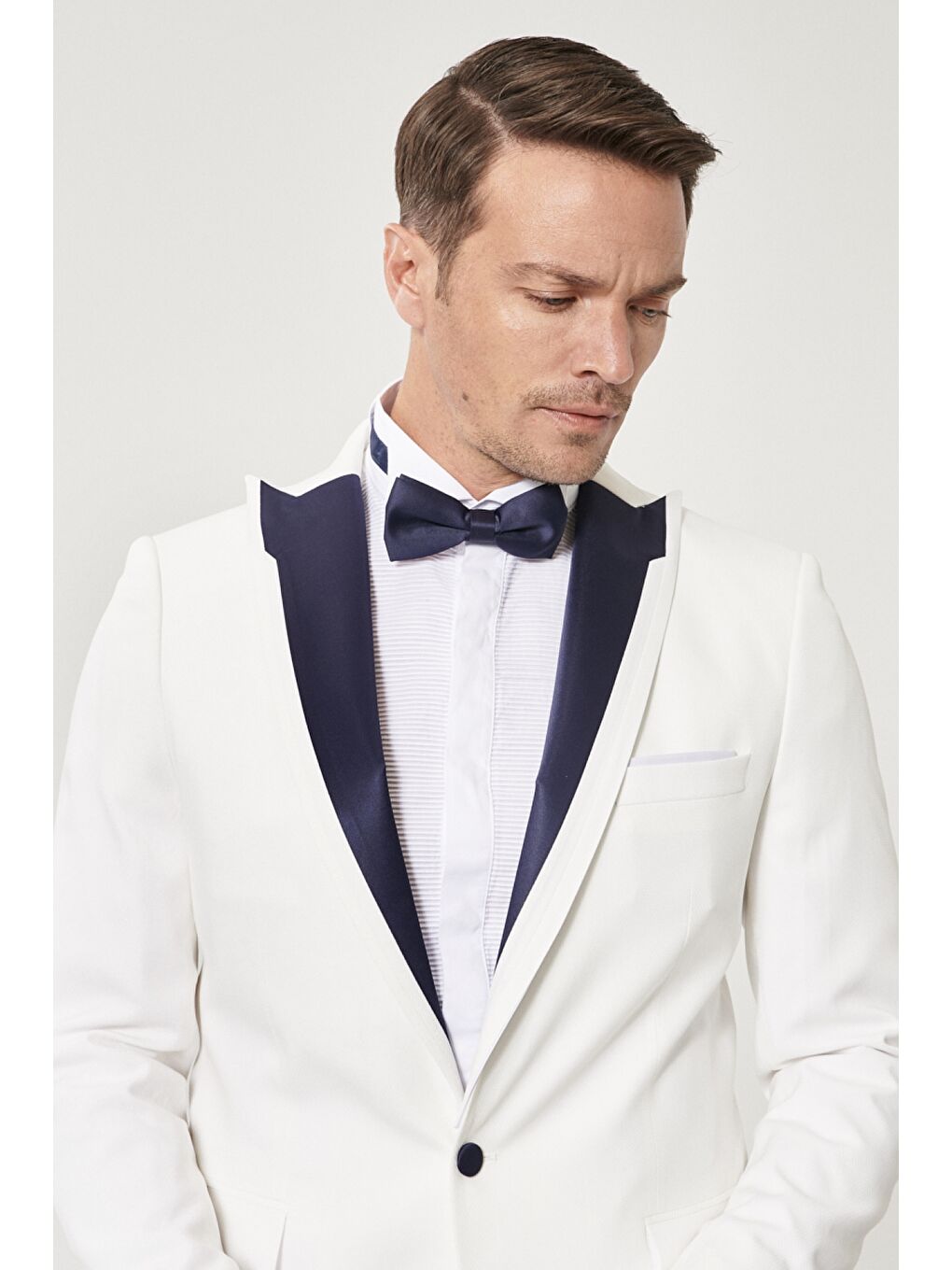 Erkek Beyaz-Lacivert Slim Fit Çıkma Yaka Desenli Smokin Damatlık-2