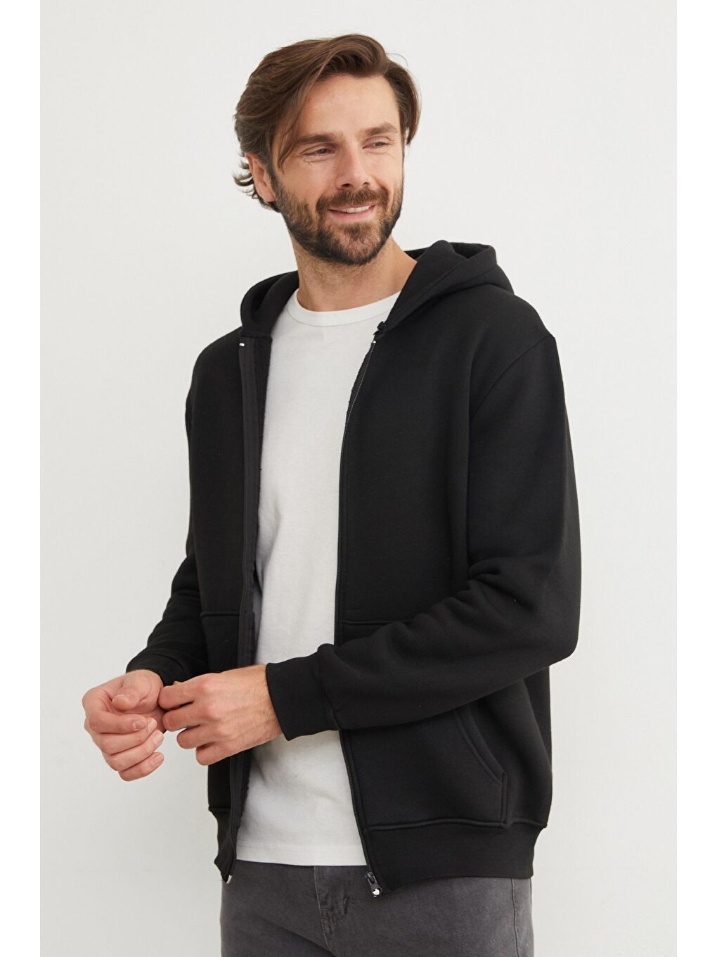 Siyah 3 İplik Fermuarlı Kanguru Cepli Sweatshirt-4