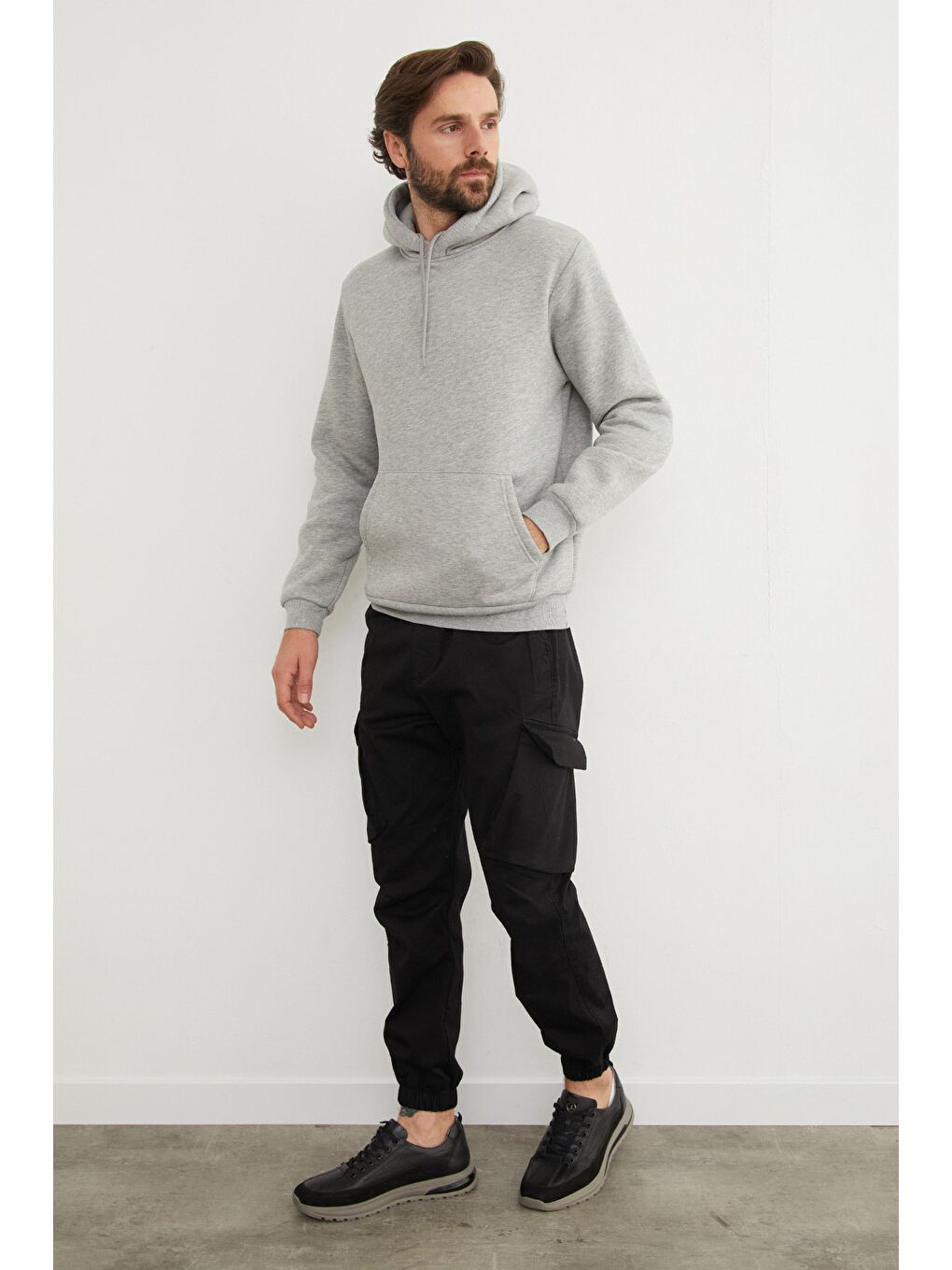 Gri 3 İplik Kanguru Cepli Sweatshirt-3