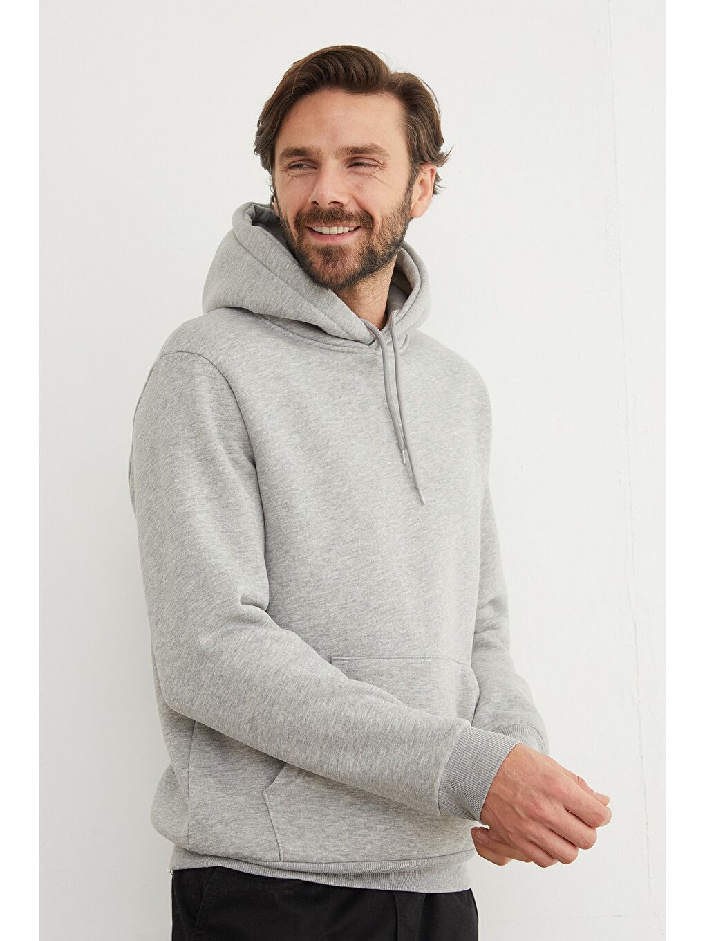 Gri 3 İplik Kanguru Cepli Sweatshirt-4