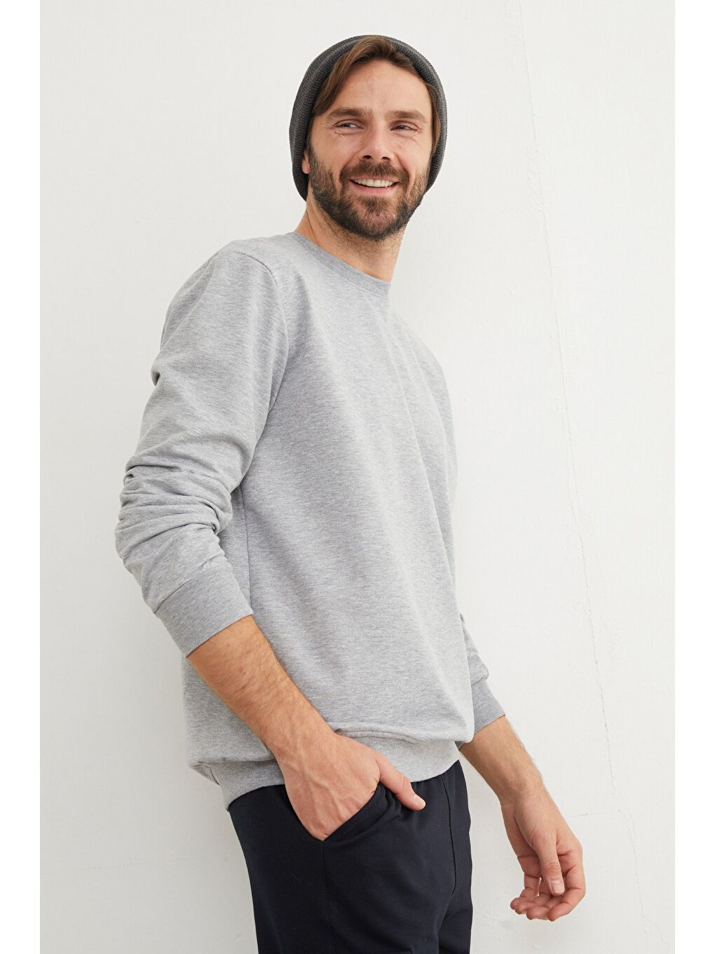 Gri Basic Bisiklet Yaka Sweatshirt-3