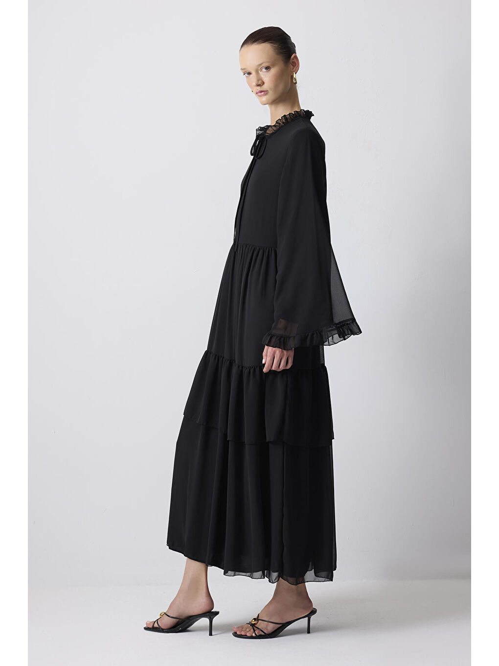 Siyah Büzgülü Şifon Elbise-2