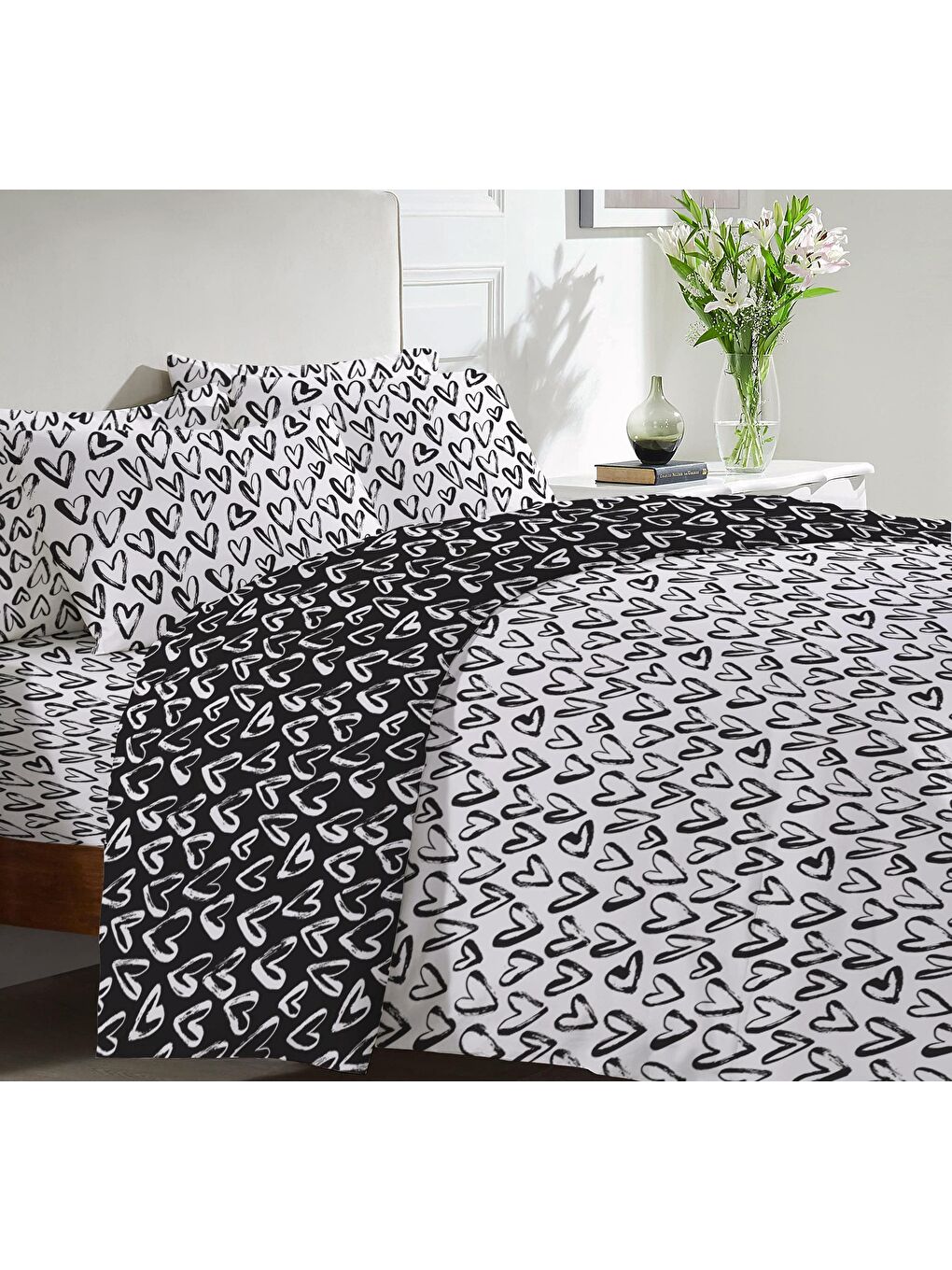 Karışık Baskılı,Desenli Çift Kişilik Nevresim Takımı (ÇARŞAFSIZ) 200x220 cm-1