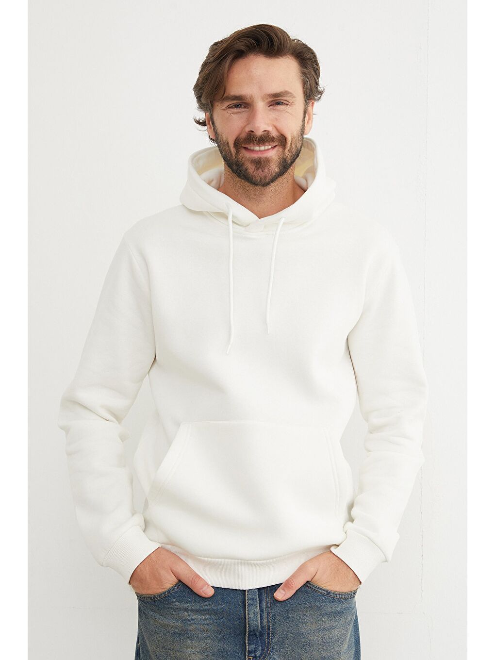 Ekru 3 İplik Kanguru Cepli Sweatshirt