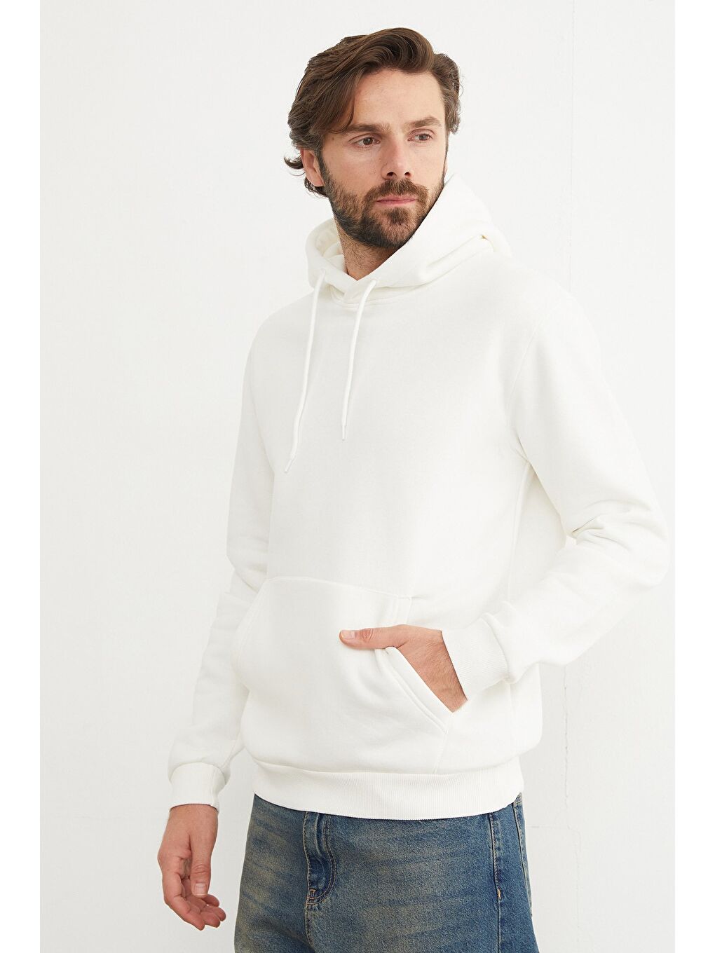 Ekru 3 İplik Kanguru Cepli Sweatshirt-2