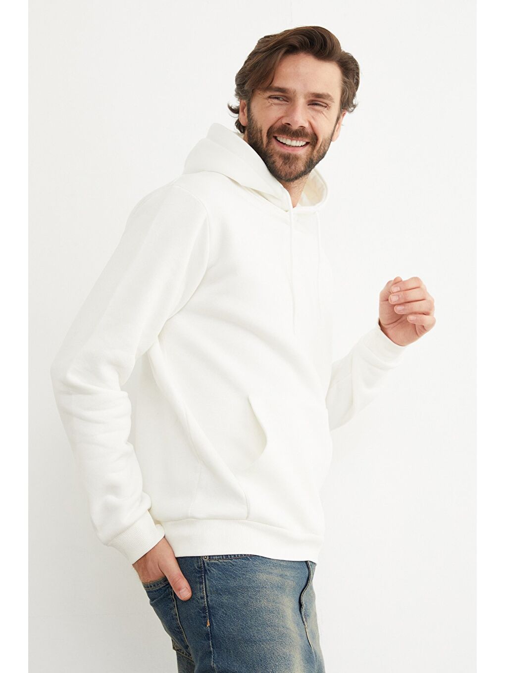 Ekru 3 İplik Kanguru Cepli Sweatshirt-3