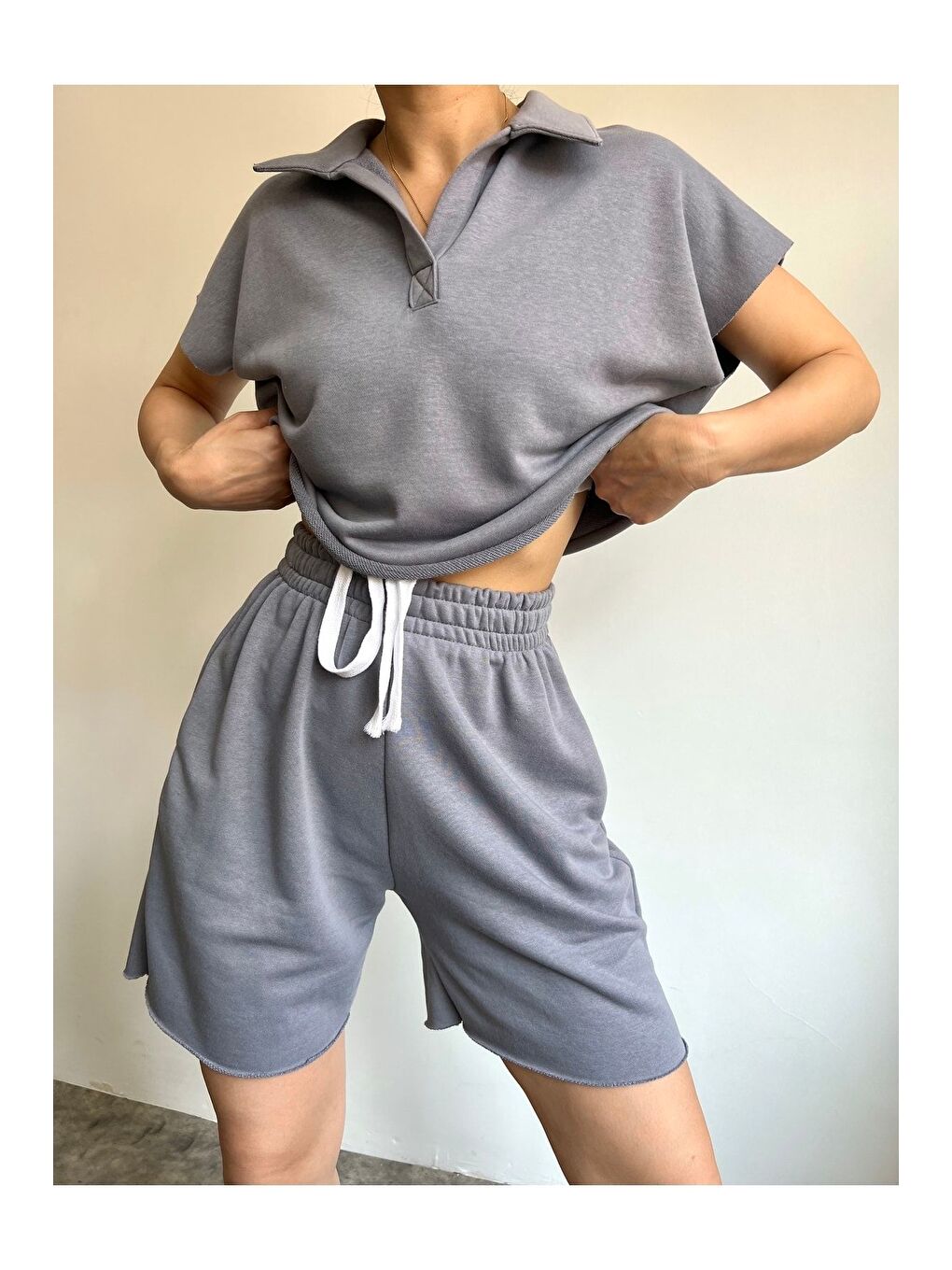 Gri Polo Yaka Duman Şort Takım-1