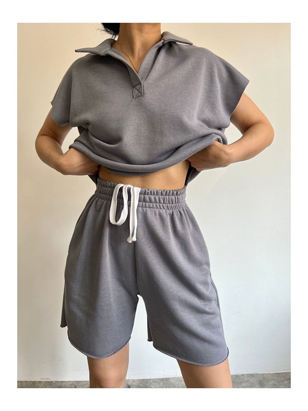 Gri Polo Yaka Duman Şort Takım-4
