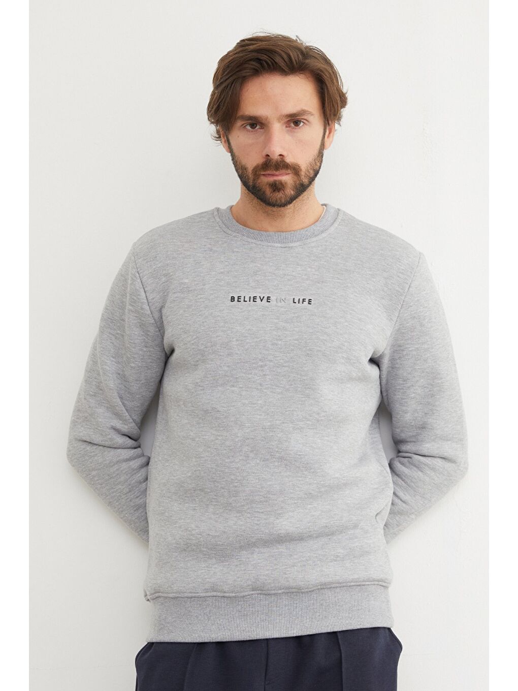 Gri 3 İplik Believe In Life Kabartma Baskılı Büyük Beden Sweatshirt-1
