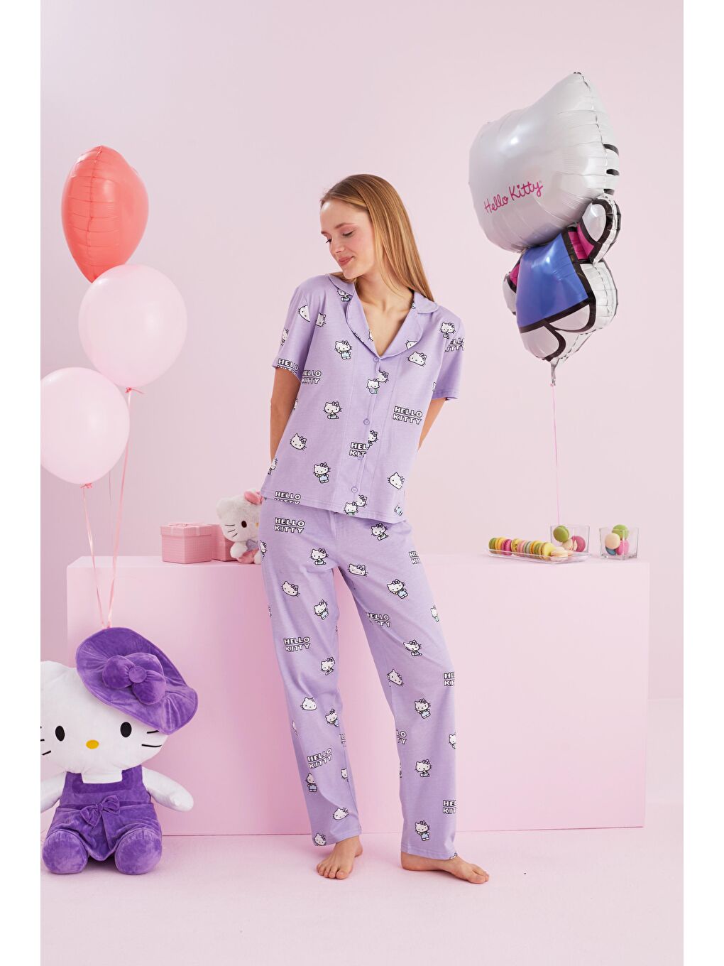 SİYAH İNCİ Lila Hello Kitty Lisanslı %100 Pamuk Lila Çok Renkli Bisklet Yaka Pijama Takım - 1