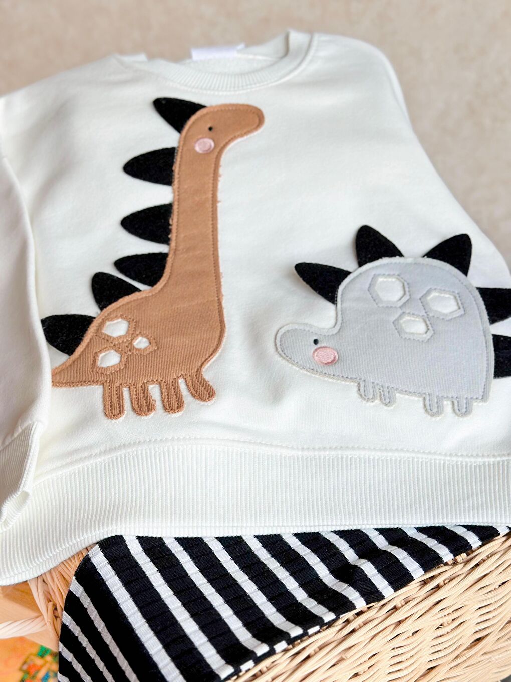 Beyaz Hayvancık Nakışlı Desenli Kışlık Pamuklu Sweatshirt Tayt Alt-Üst Takım Kız Çocuk-2