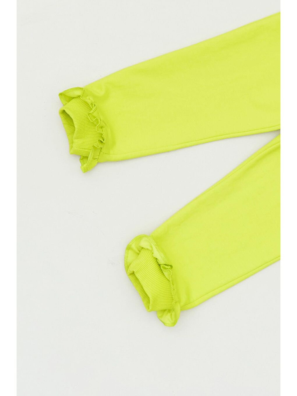 Yeşil Yazı Baskılı Paçası Fırfırlı Kız Çocuk Eşofman Altı-2