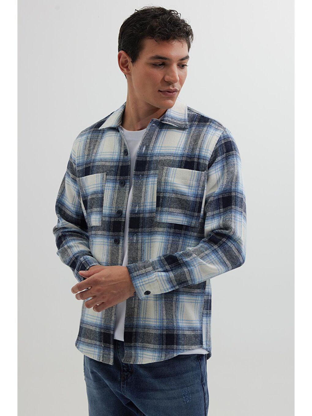 Karışık Regular Fit Normal Kesim Çift Cepli Kışlık Oduncu Kareli Erkek Gömlek-4