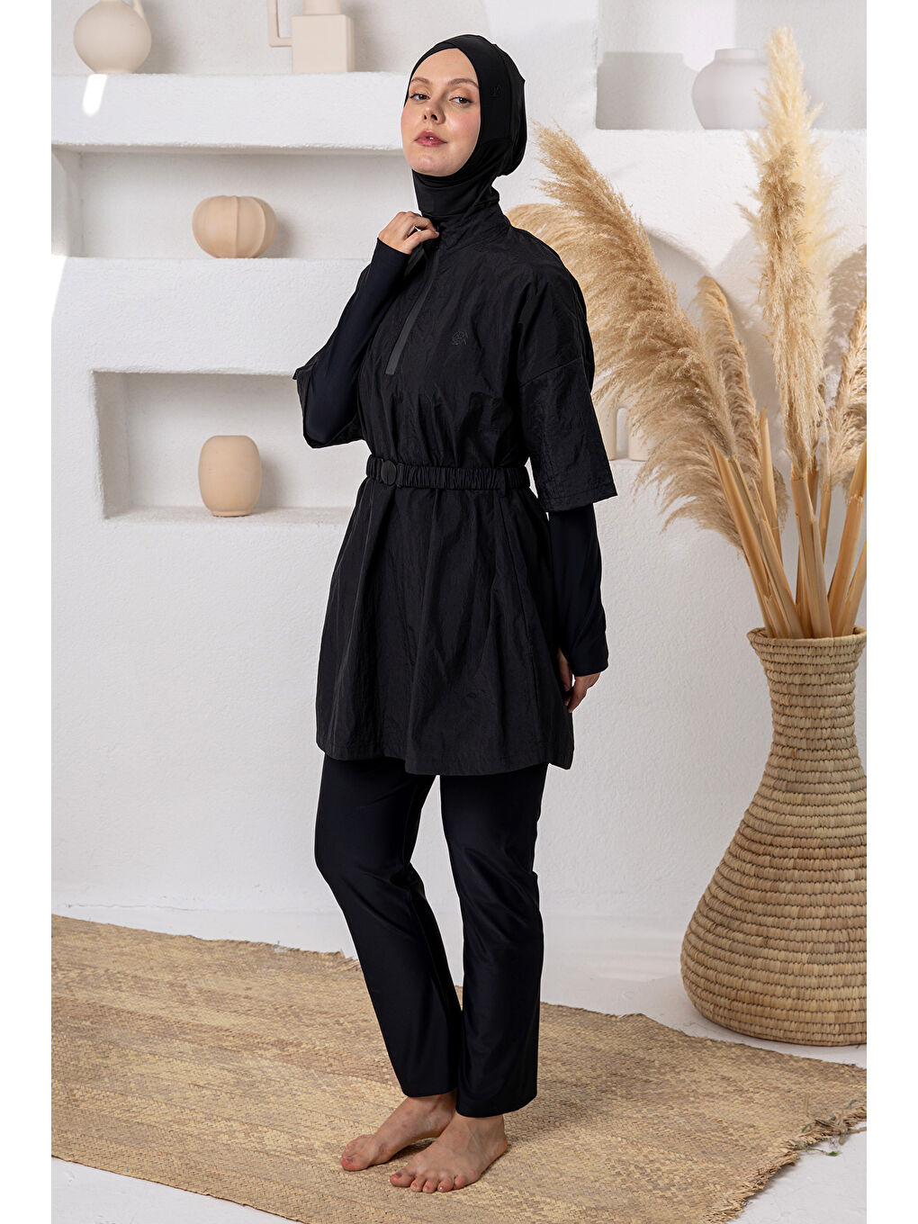 UV Korumalı Paraşüt Bilek Geçirme Detay Yelekli Tam Kapalı Tesettür Mayo 1306 Siyah04-4