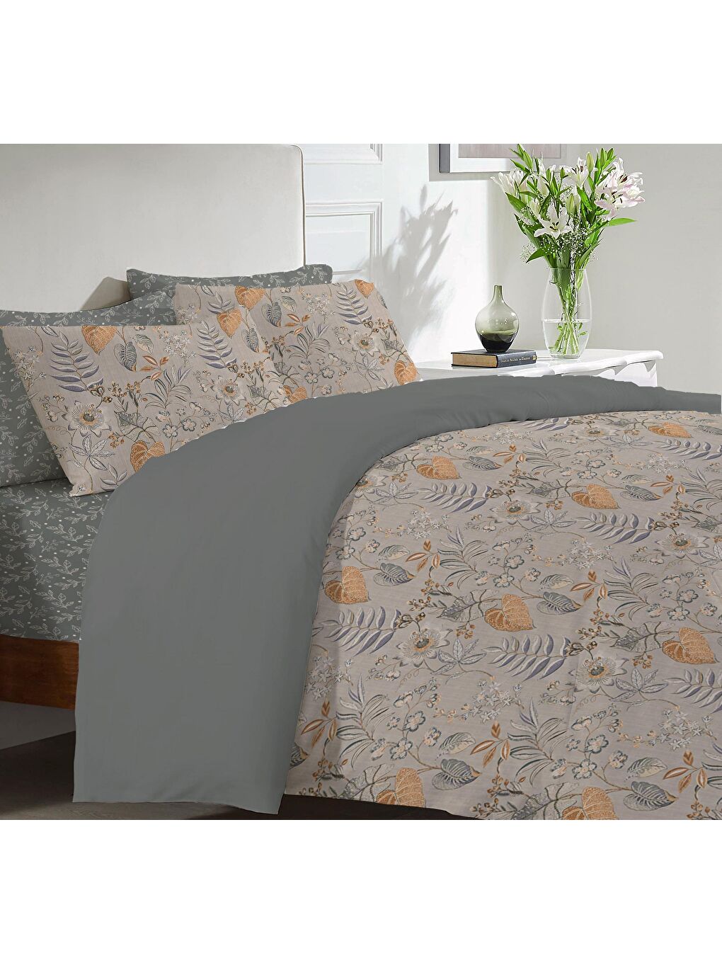 Karışık Baskılı,Desenli Çift Kişilik Nevresim Takımı (ÇARŞAFSIZ) 200x220 cm-1