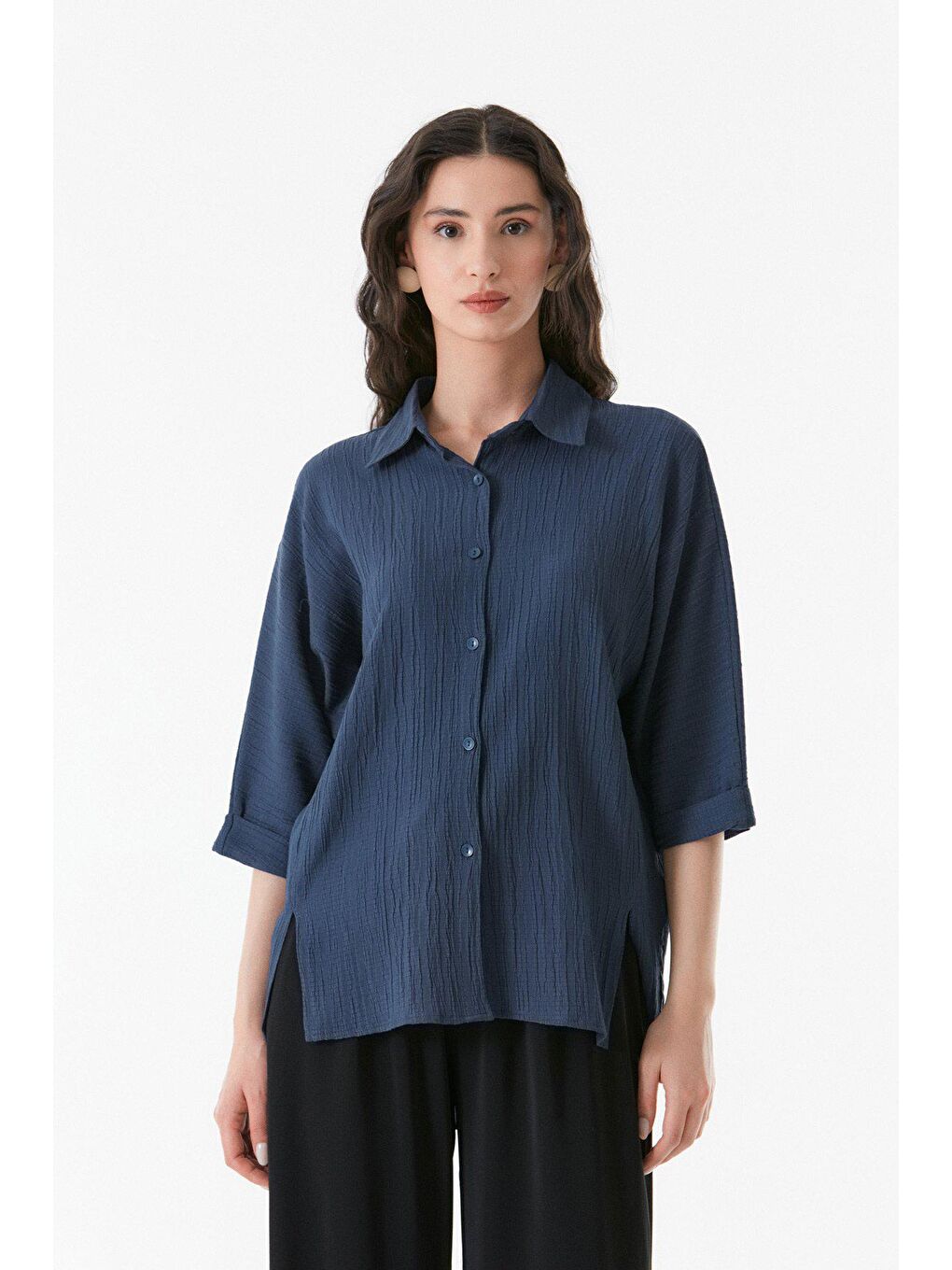 İndigo Basic Yanları Yırtmaçlı Oversize Gömlek-3