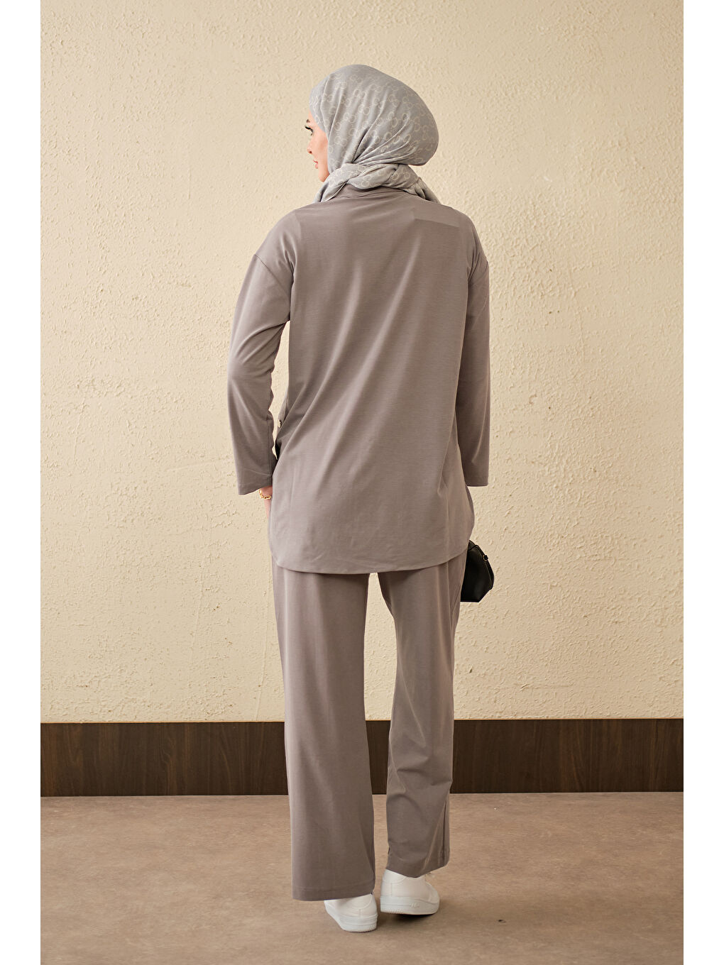 Kadın Yarım Kapama Düğme Detaylı Takım Gri-4