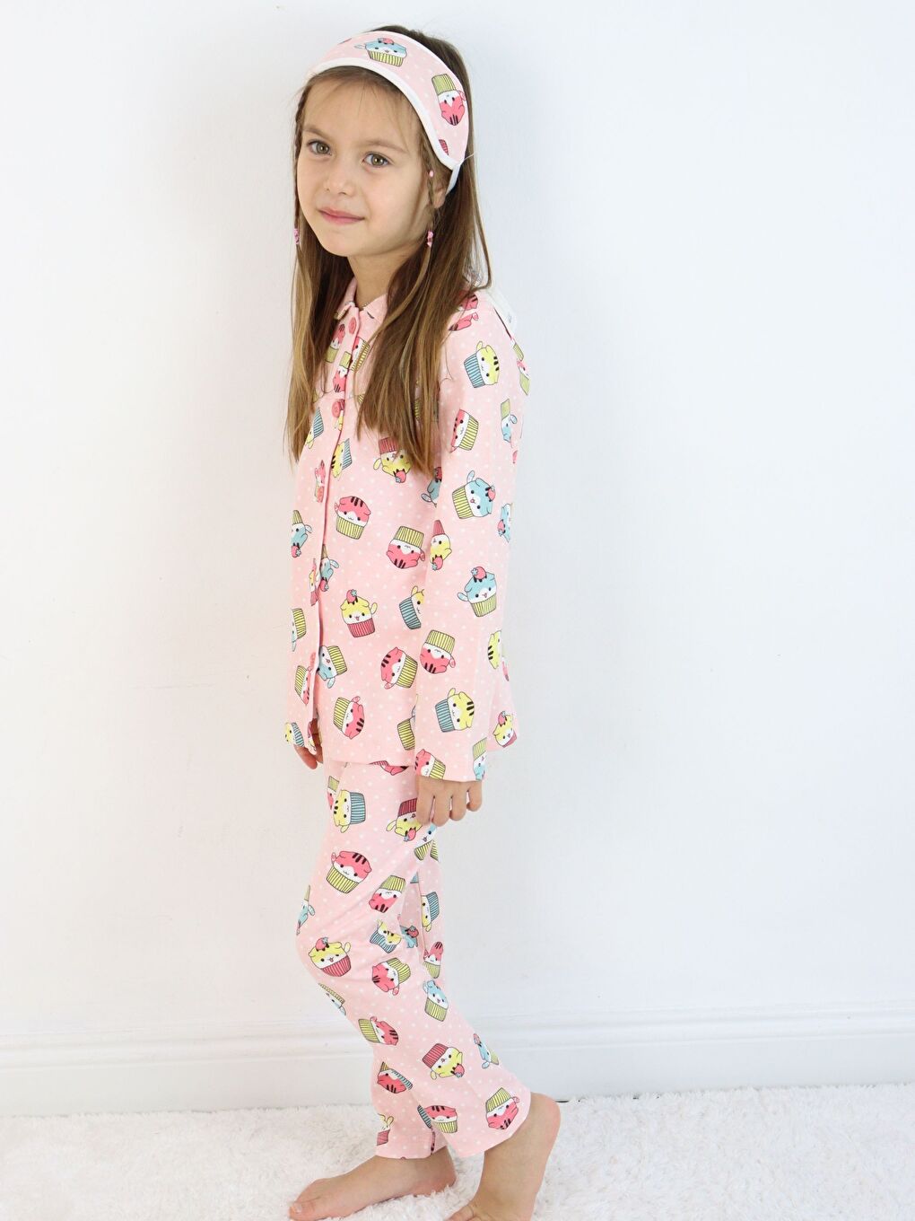 Pembe Bebe Yaka Düğmeli Kız Çocuk Göz Bantlı Pijama Takımı-1