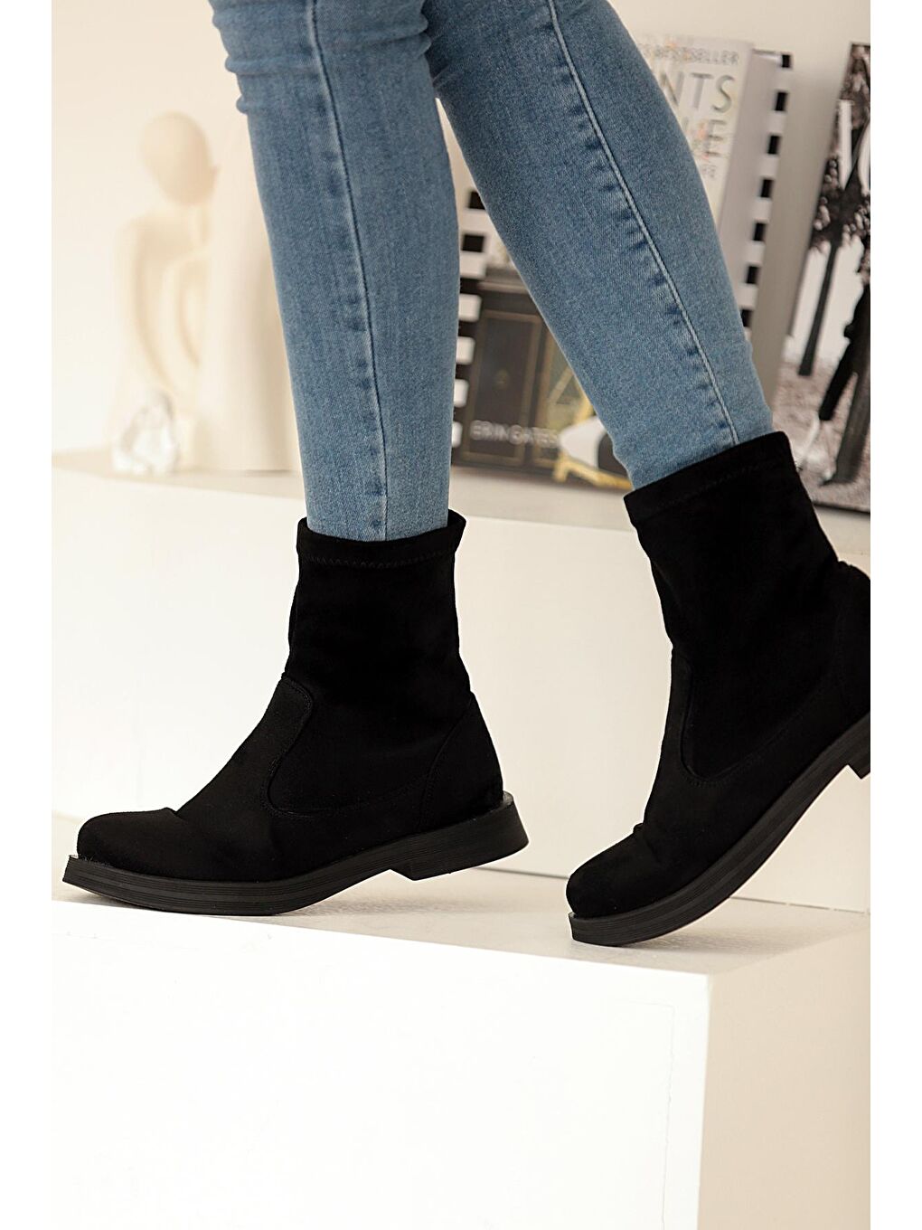 Siyah Kaymaz Taban Bilek Boy Streç Kadın Bot 020-9600-22Nubuk-4