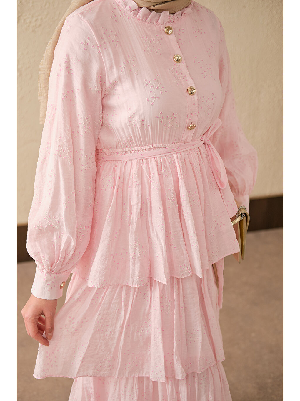 Kadın Beli Lastikli Gold Düğme Detaylı Volanlı Elbise Pembe-4