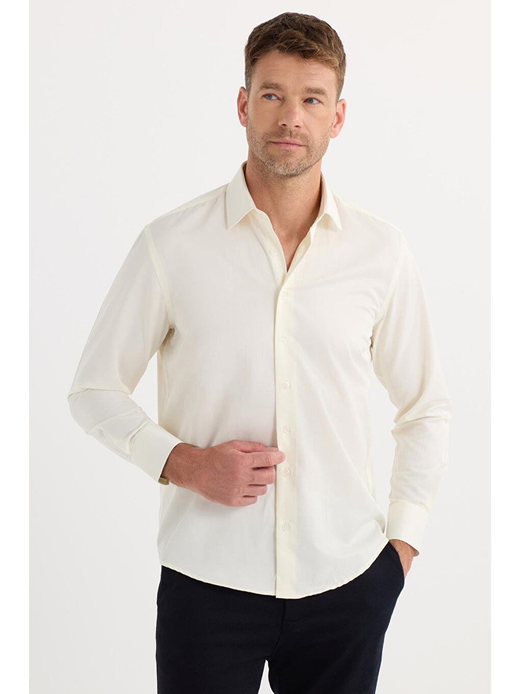 Erkek Regular Fit Klasik Kesim Pamuklu Düz Ekru Gömlek