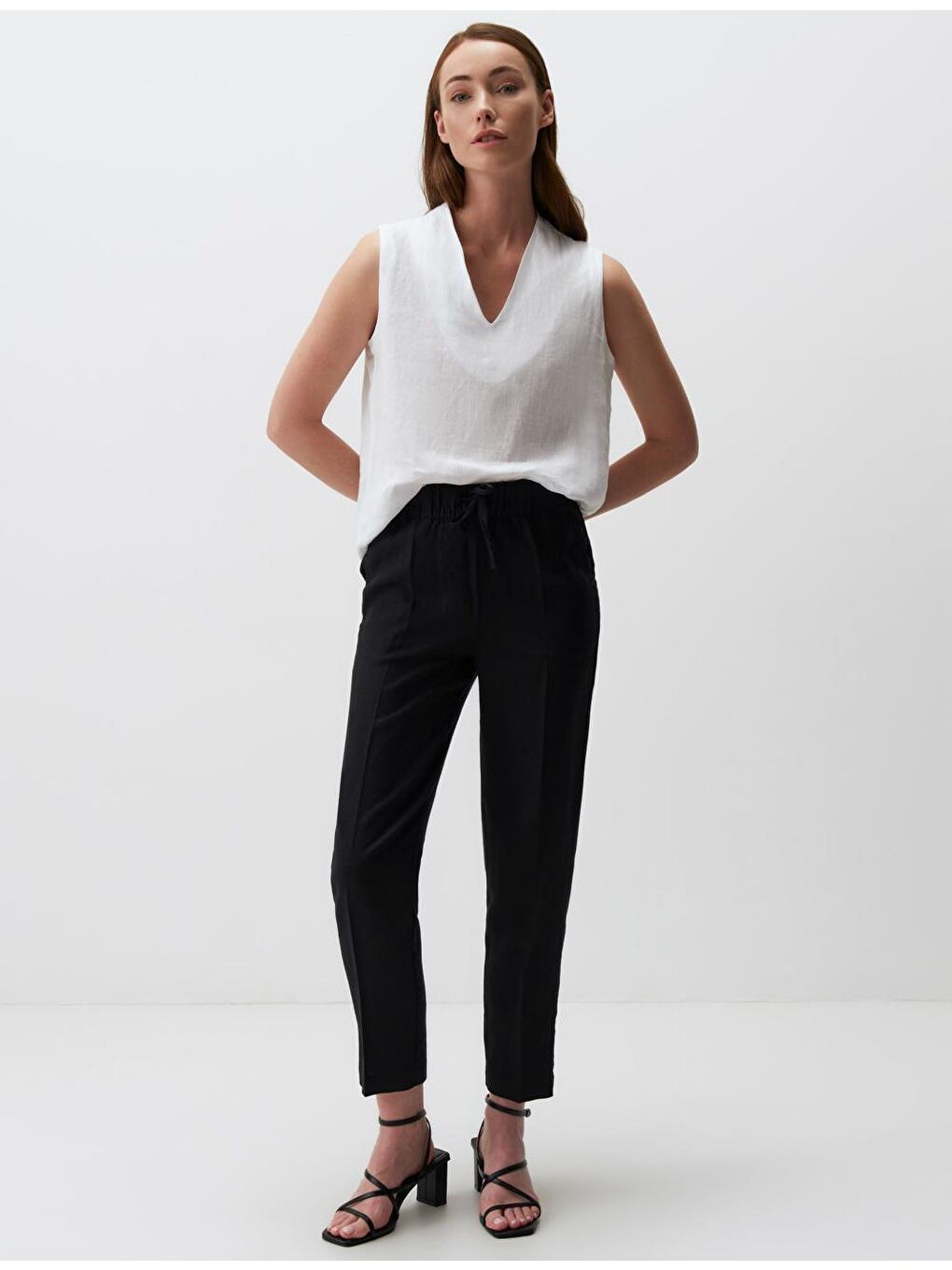 Siyah Yüksek Bel Belden Bağlamalı Keten Pantolon