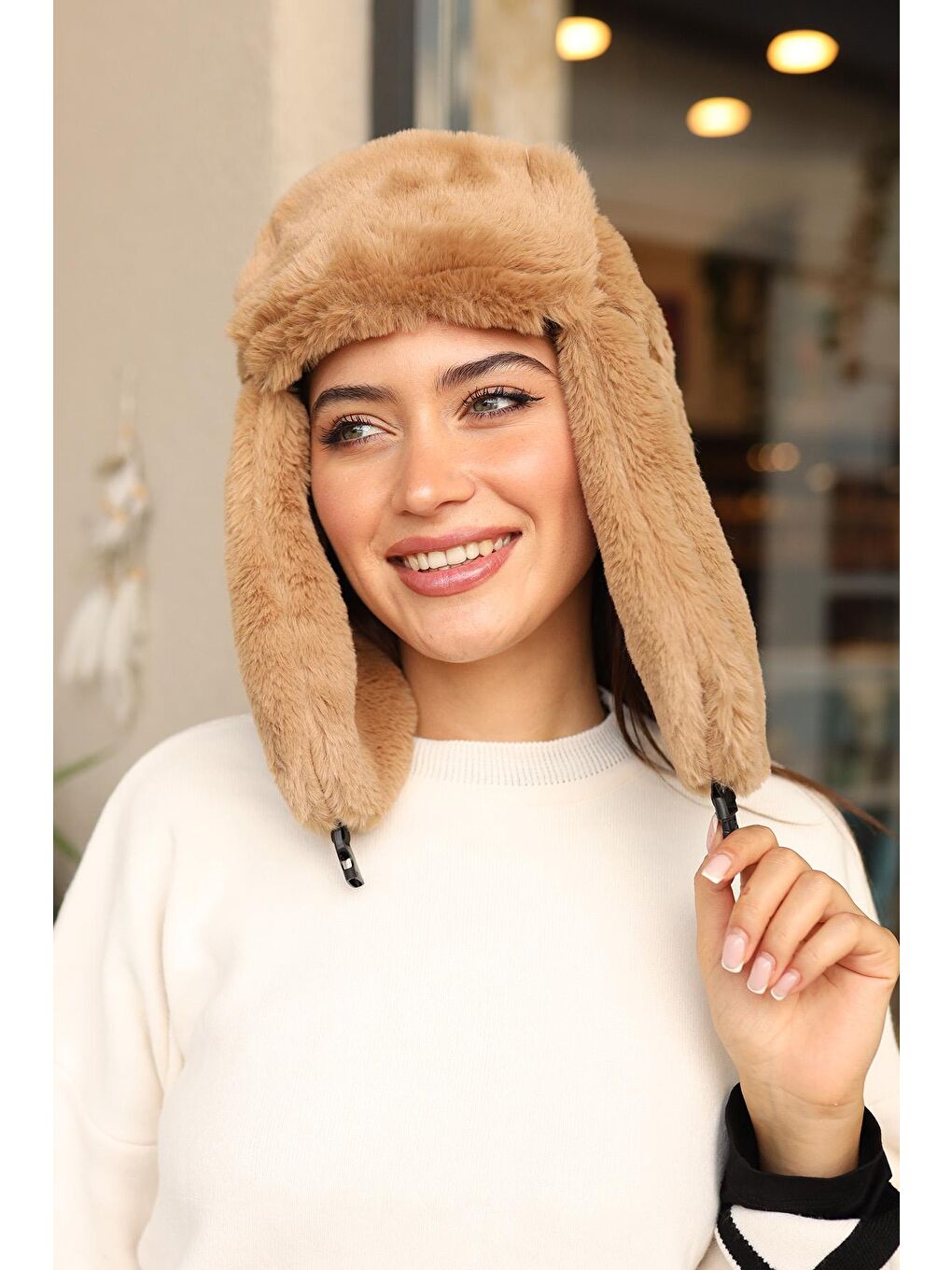 Remsa Mayo Bej Çıtçıtlı Kürklü Kulaklıklı Peluş Bere Şapka RKŞ-03 Camel - 1