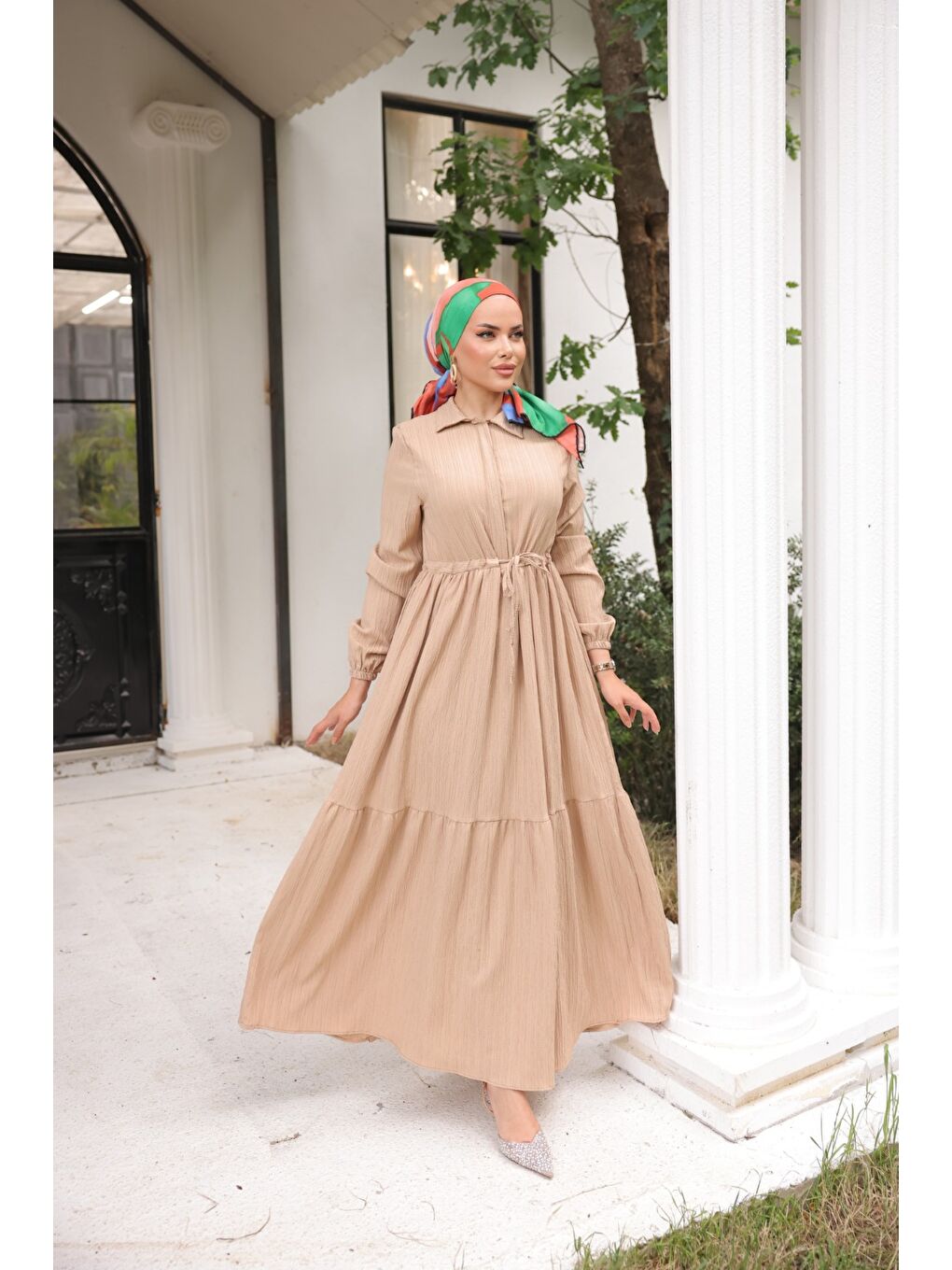 Kadın Uzun Kollu Büzgülü Tesettür Bej Uzun Elbise-2