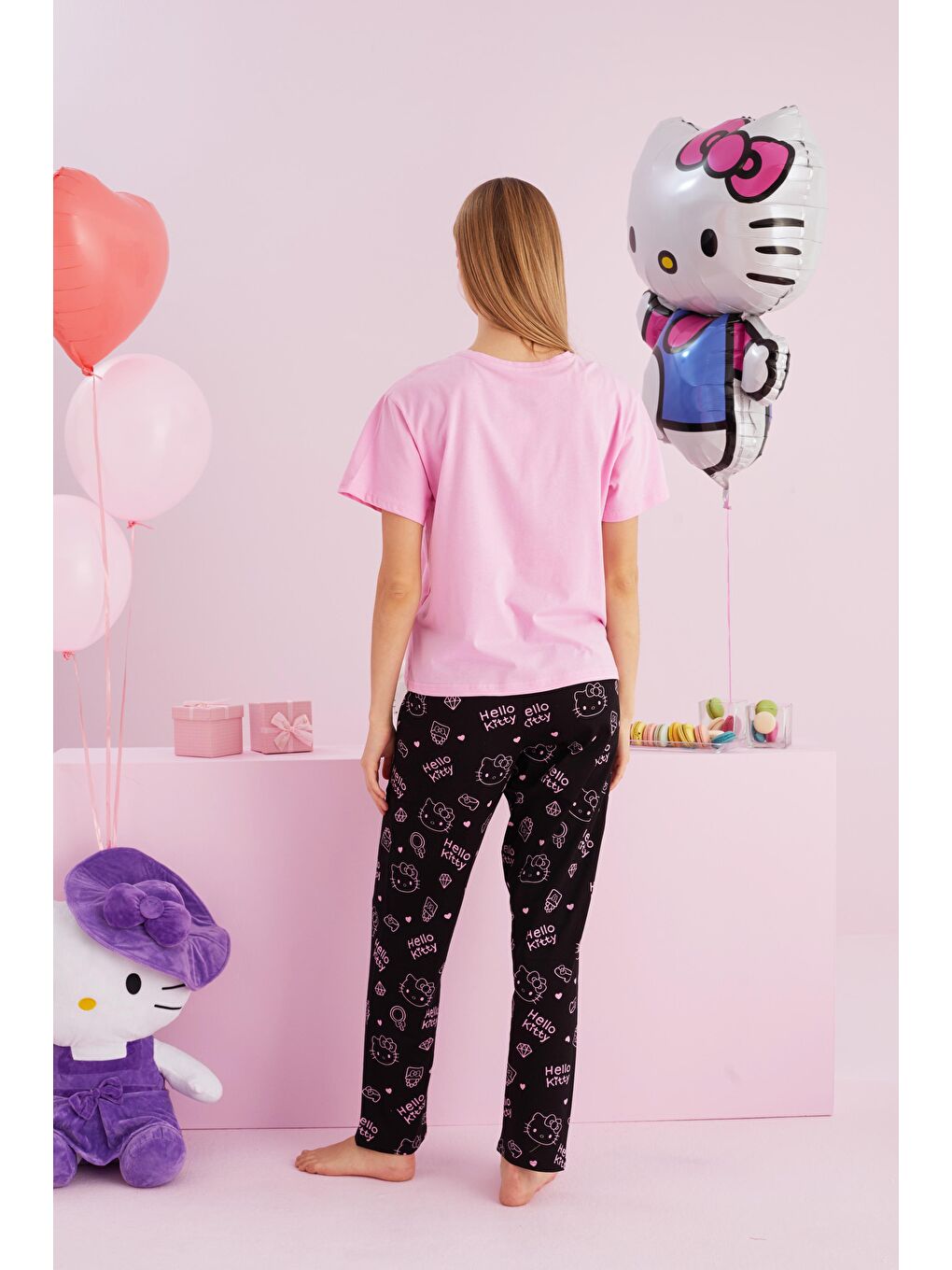 SİYAH İNCİ Pembe Hello Kitty Lisanslı %100 Pamuk Pembe Çok Renkli Bisklet Yaka Pijama Takım - 2