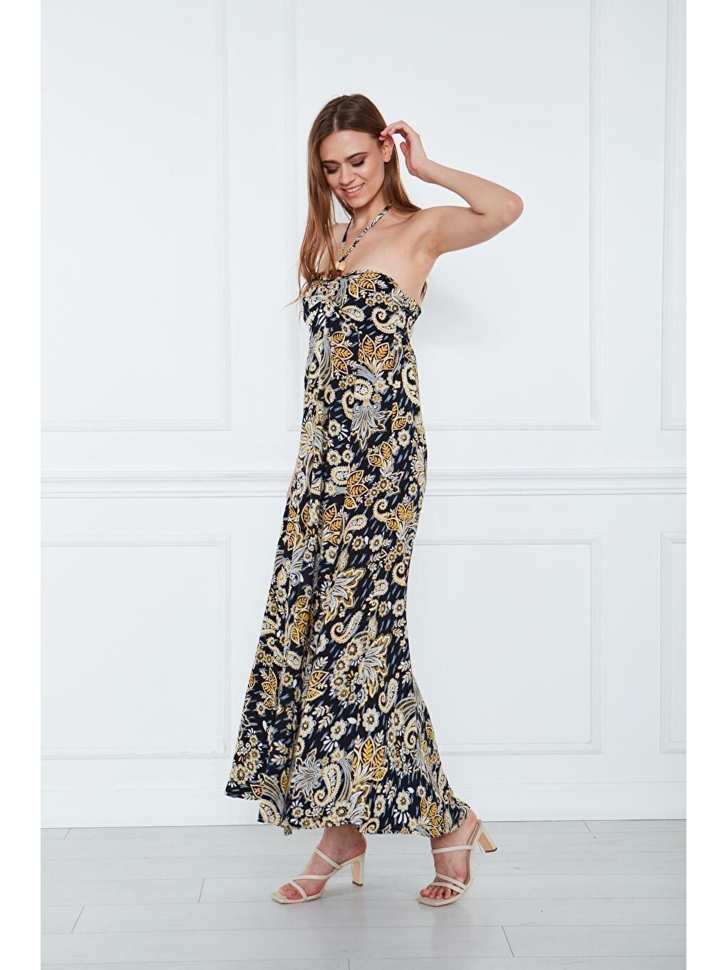 Siyah Kadın Sahil Askı Detaylı Elbise-3