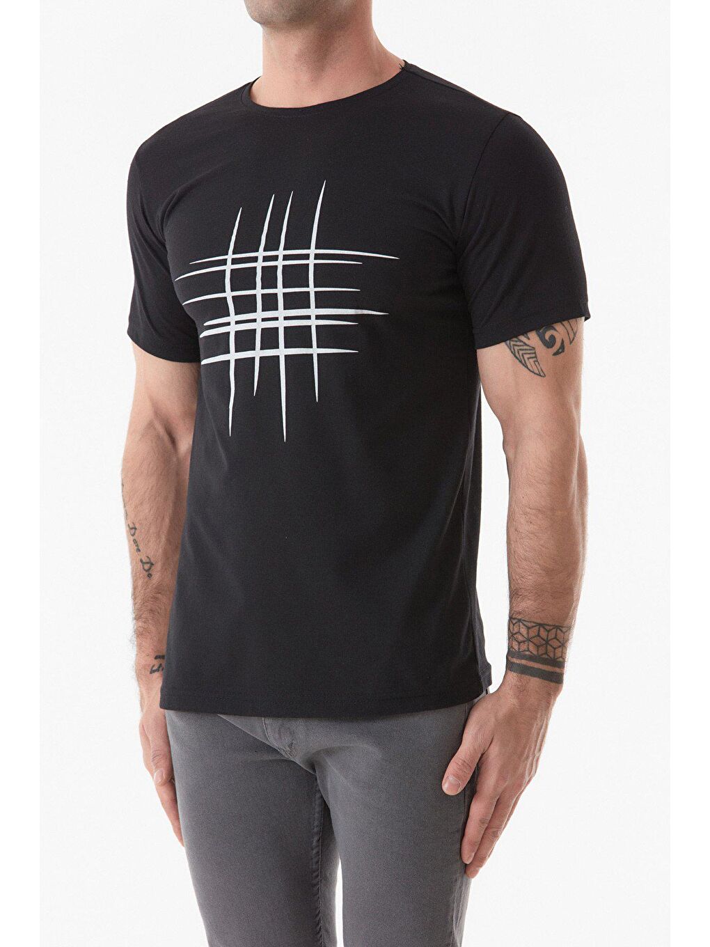 Siyah Baskılı Bisiklet Yaka Tişört-4