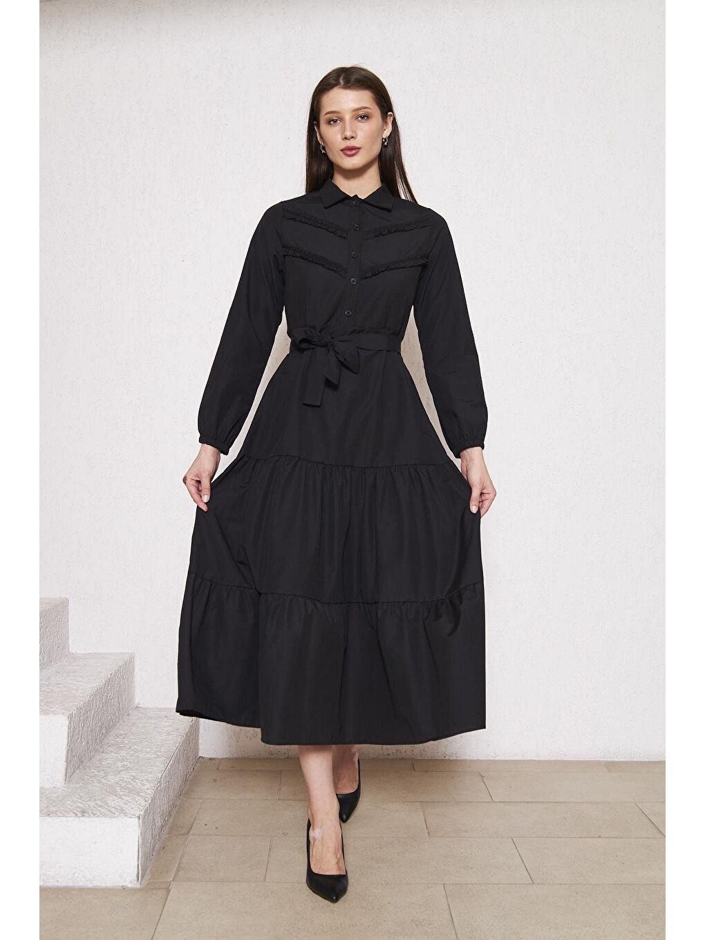 Siyah Kadın Katlı Pilise Detaylı Gömlek Yaka Elbise-2