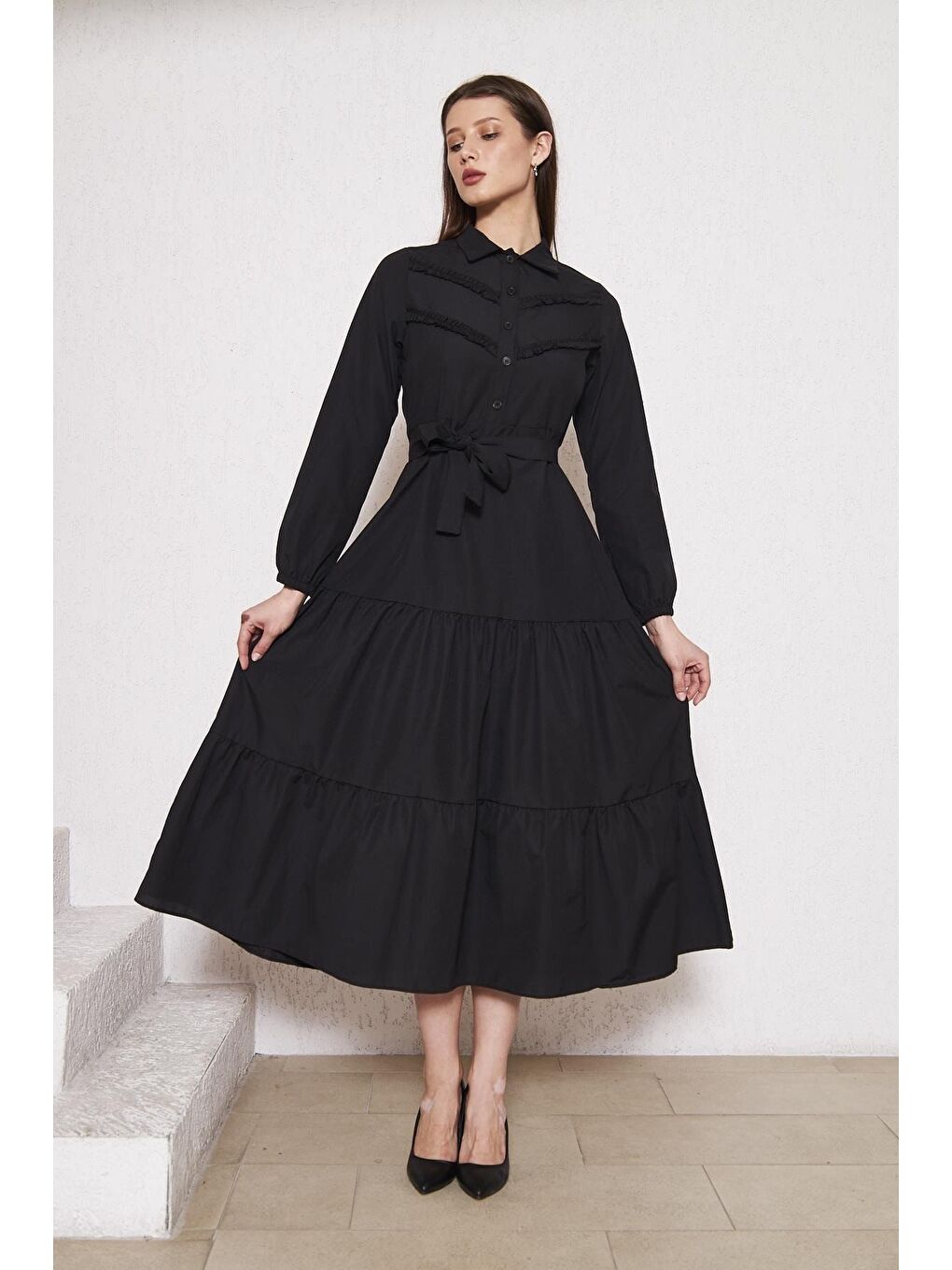 Siyah Kadın Katlı Pilise Detaylı Gömlek Yaka Elbise-4