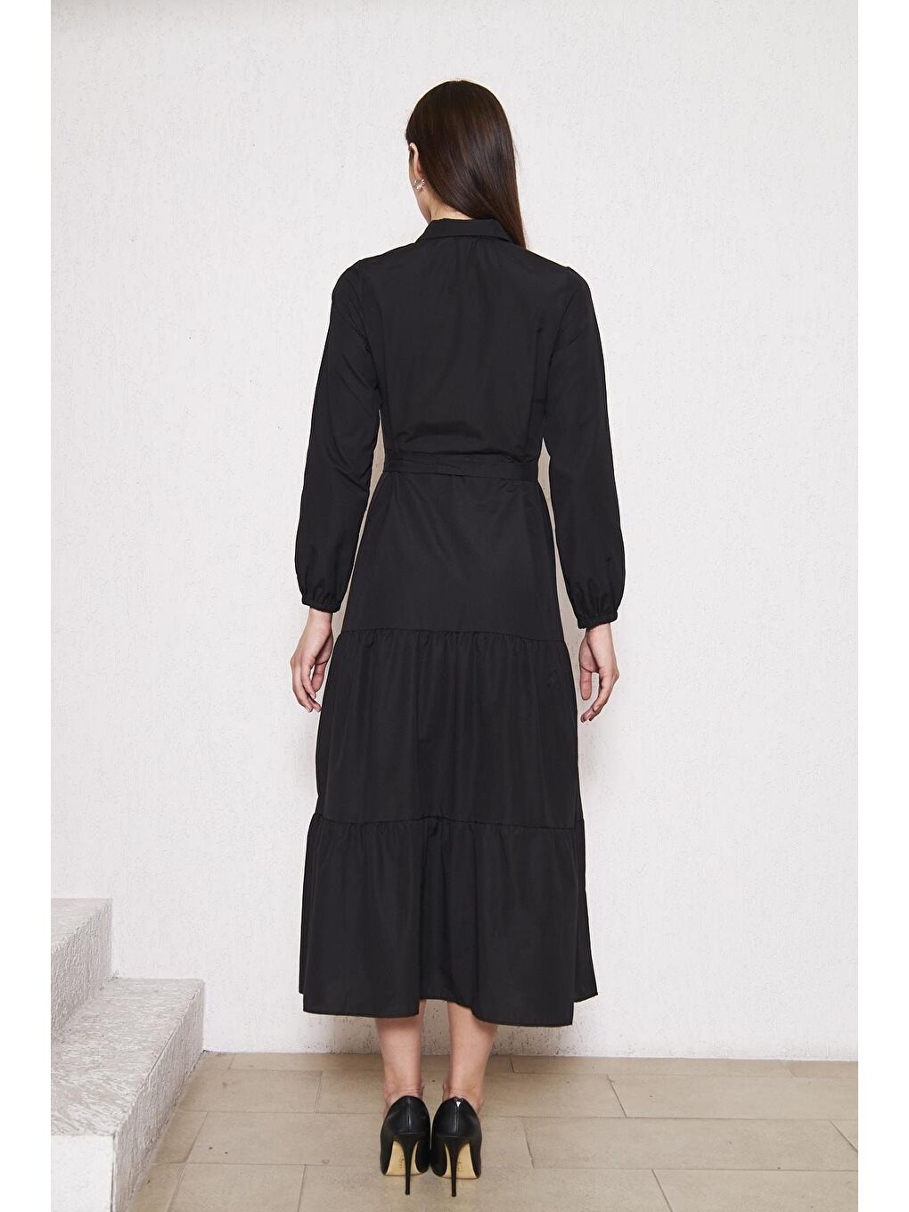 Siyah Kadın Katlı Pilise Detaylı Gömlek Yaka Elbise-5