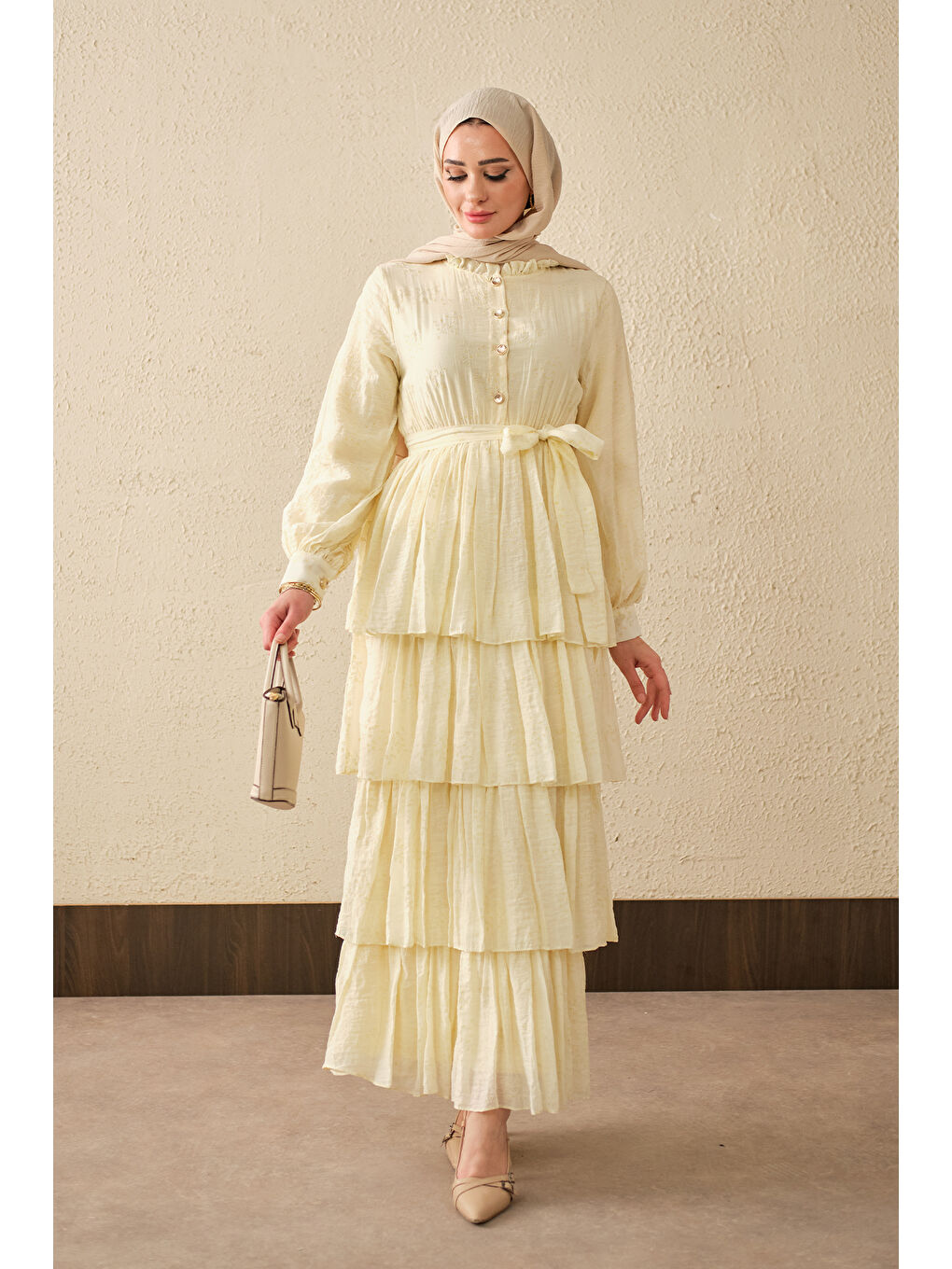 Kadın Beli Lastikli Gold Düğme Detaylı Volanlı Elbise Sarı-2