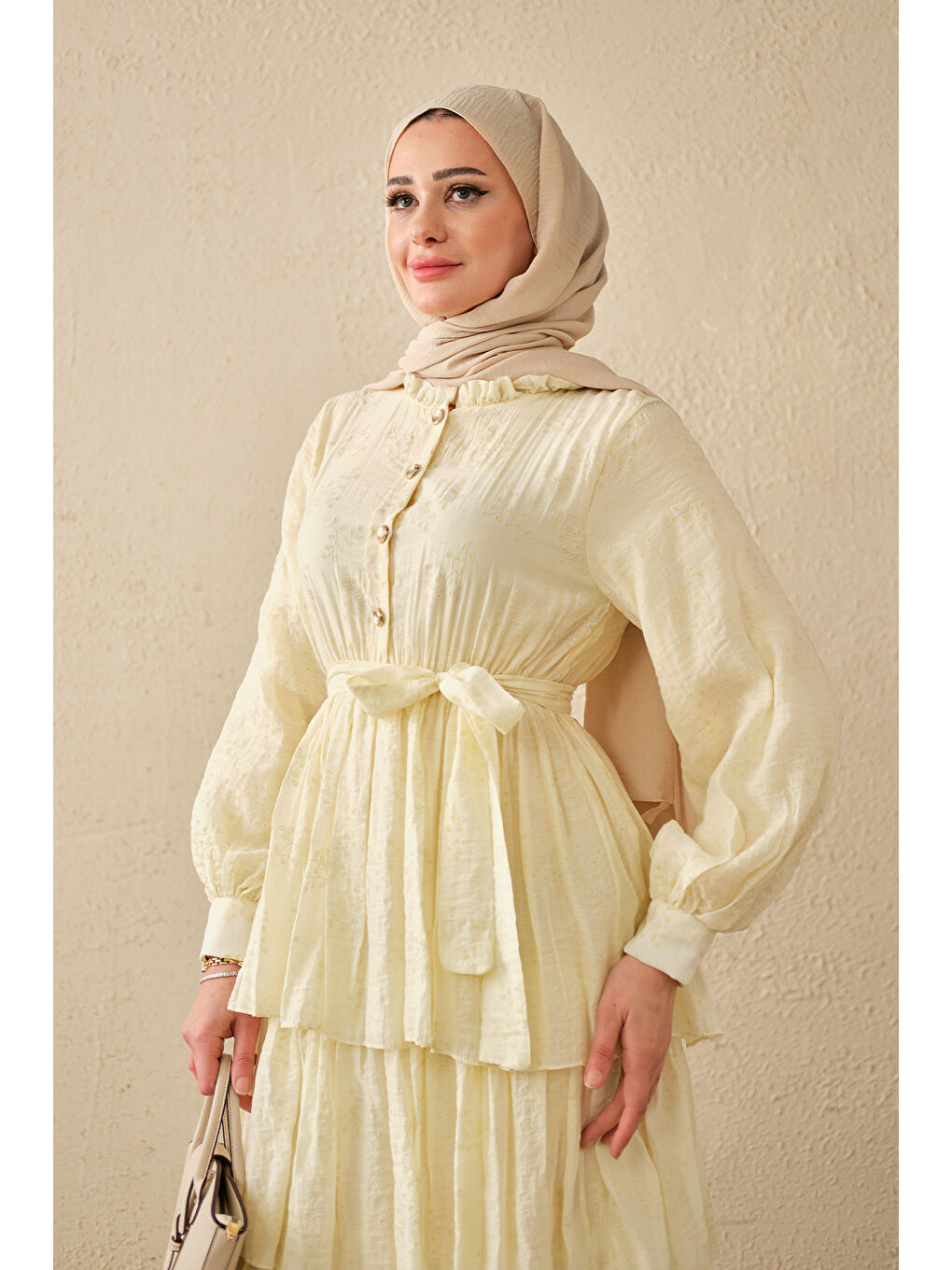 Kadın Beli Lastikli Gold Düğme Detaylı Volanlı Elbise Sarı-3