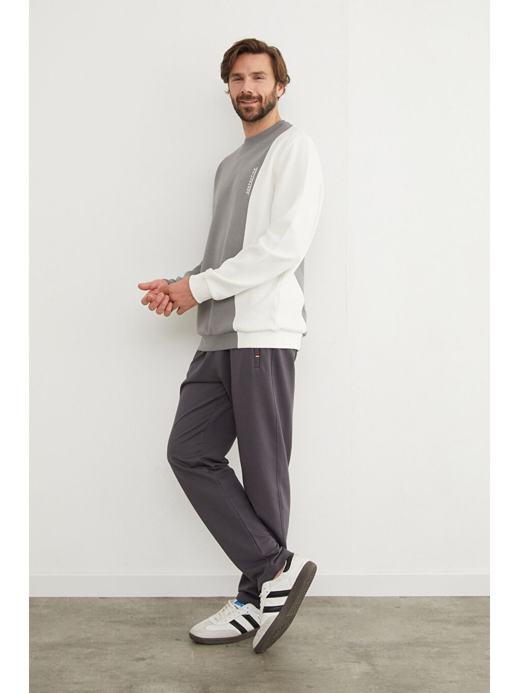 Gri Respectıve Yazı Baskılı Renk Bloklu Büyük Beden Sweatshirt-3