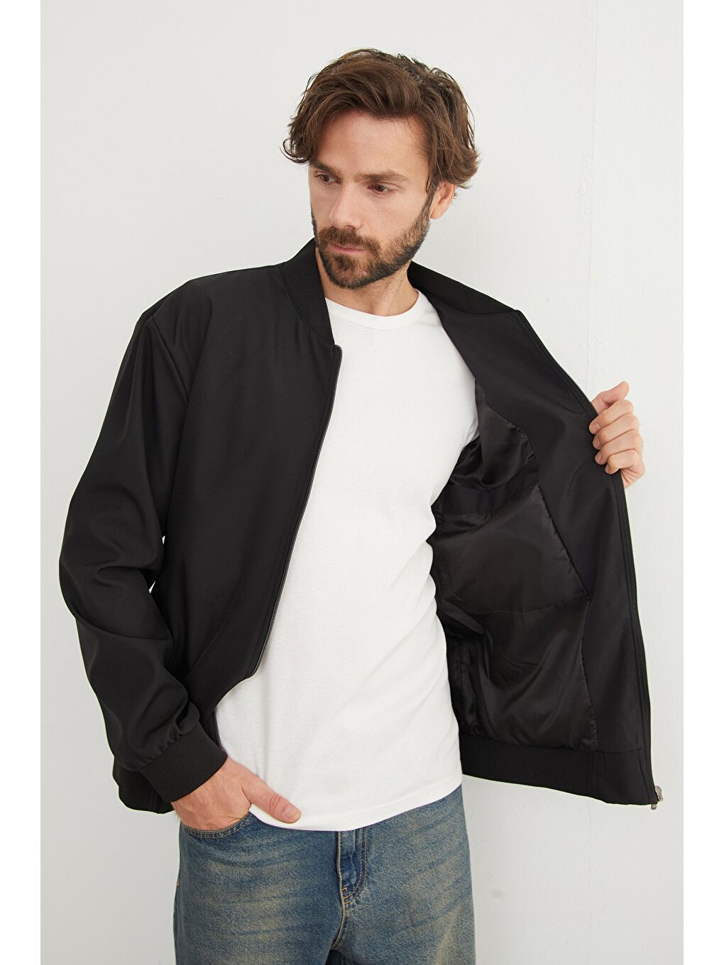 Siyah Scuba Kumaş Fermuarlı Bomber Ceket-2