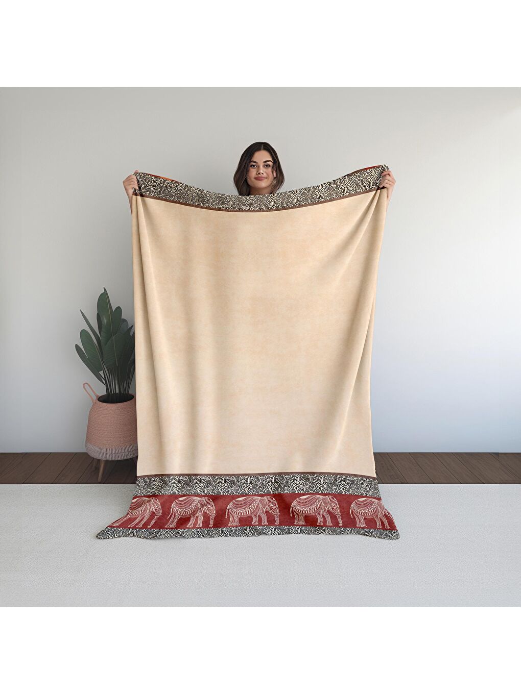 Ekru Baskılı Polar Krem Battaniye TV Battaniyesi Makinada Yıkanabilir Battaniye 130 x 150 cm