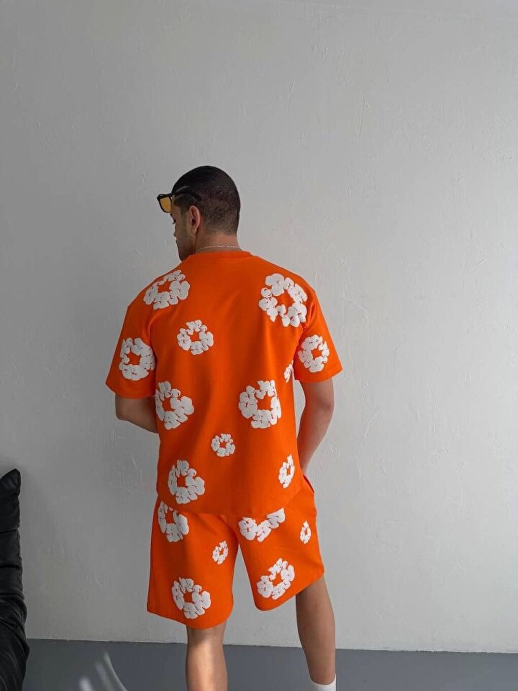 Turuncu İki İplik Kumaş Baskılı Tişört Şortlu Takım-2