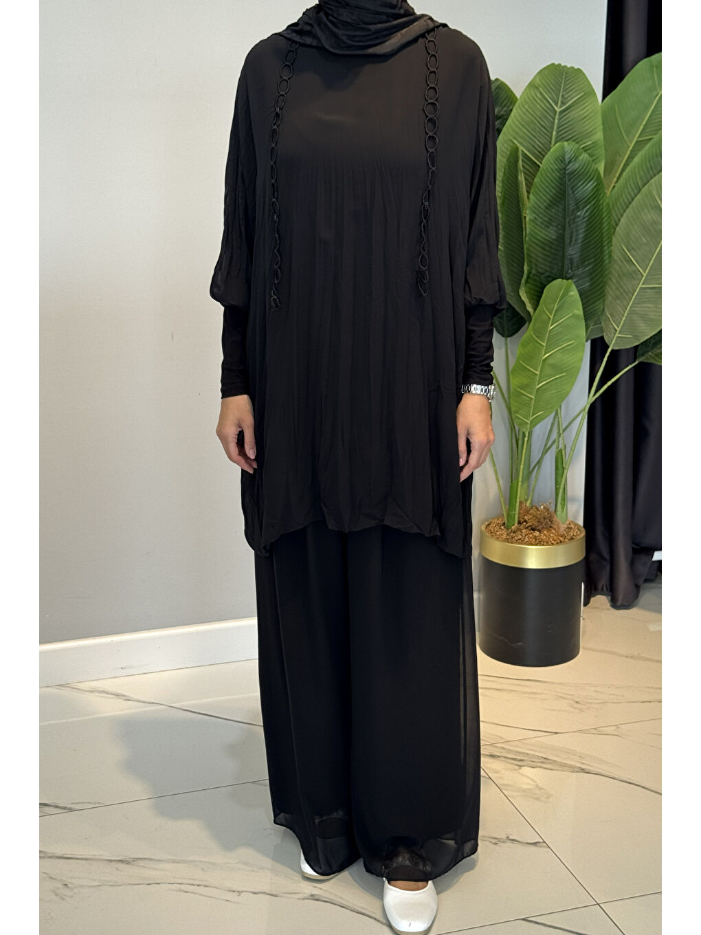 Kolu Sandy Detaylı Zincir Halka İşlemeli Klaşlı Pantolonlu Takım 5912 Siyah-3