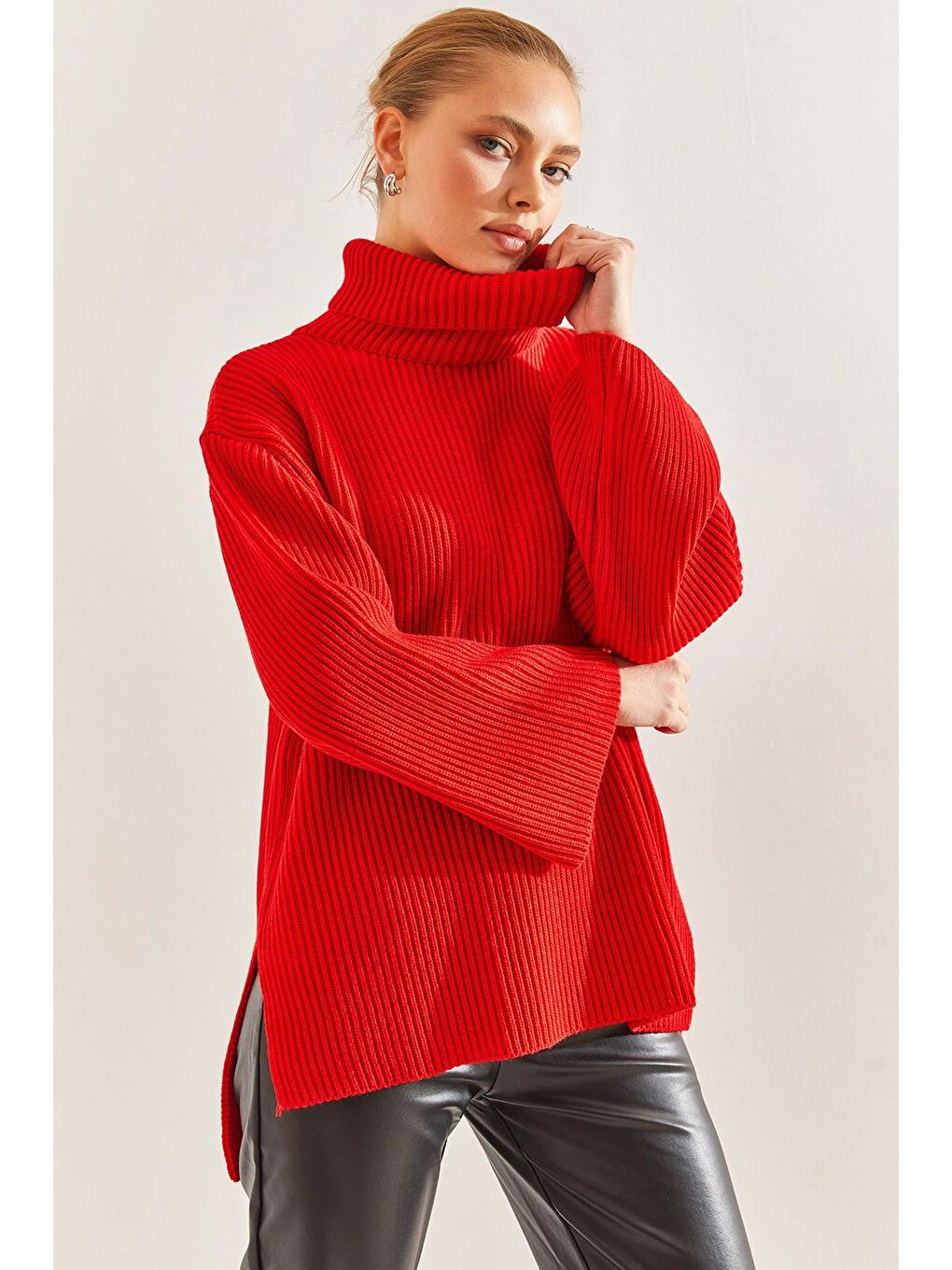 Kırmızı Kadın Balıkçı Yaka Triko Kazak-2