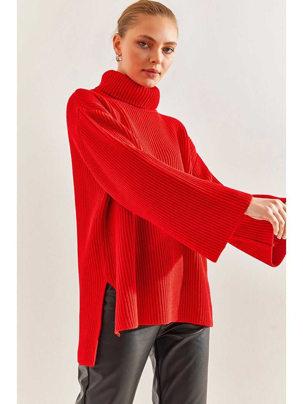 Kırmızı Kadın Balıkçı Yaka Triko Kazak-3