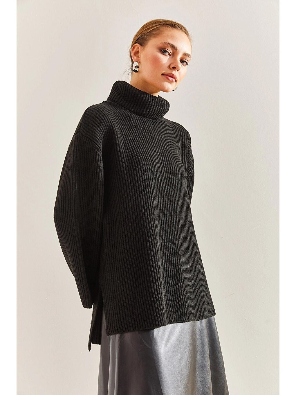 Siyah Kadın Balıkçı Yaka Triko Kazak-3